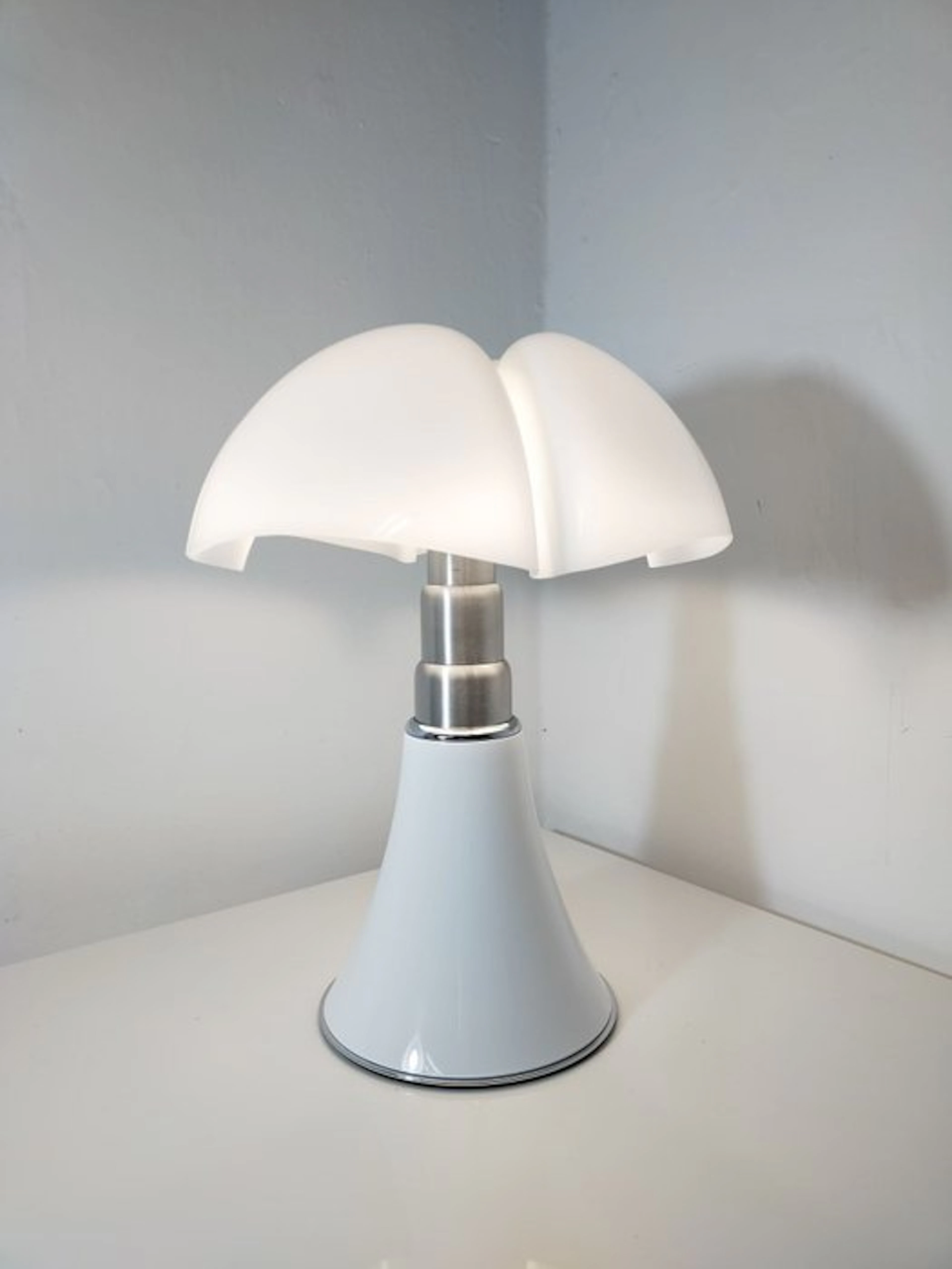 Martinelli Luce - Gae Aulenti - Table lamp - Mini...