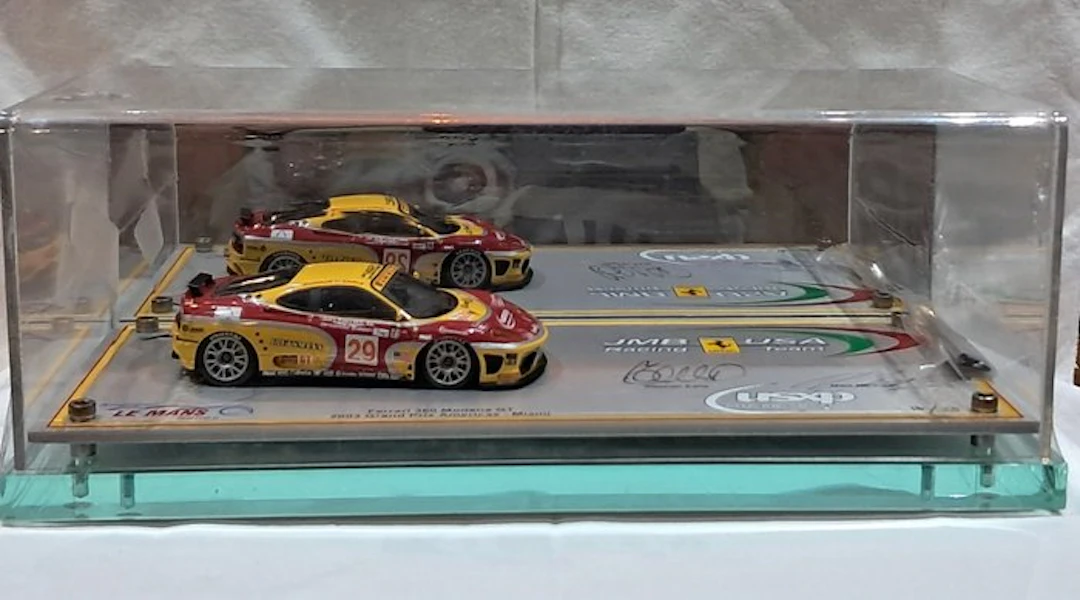 AUTO BARN 1:43 - Model race car - Ferrari 360 Modena GT...