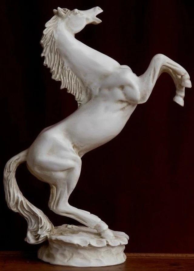 Sculpture, Cavallo - 30 cm - Hand-carved marble