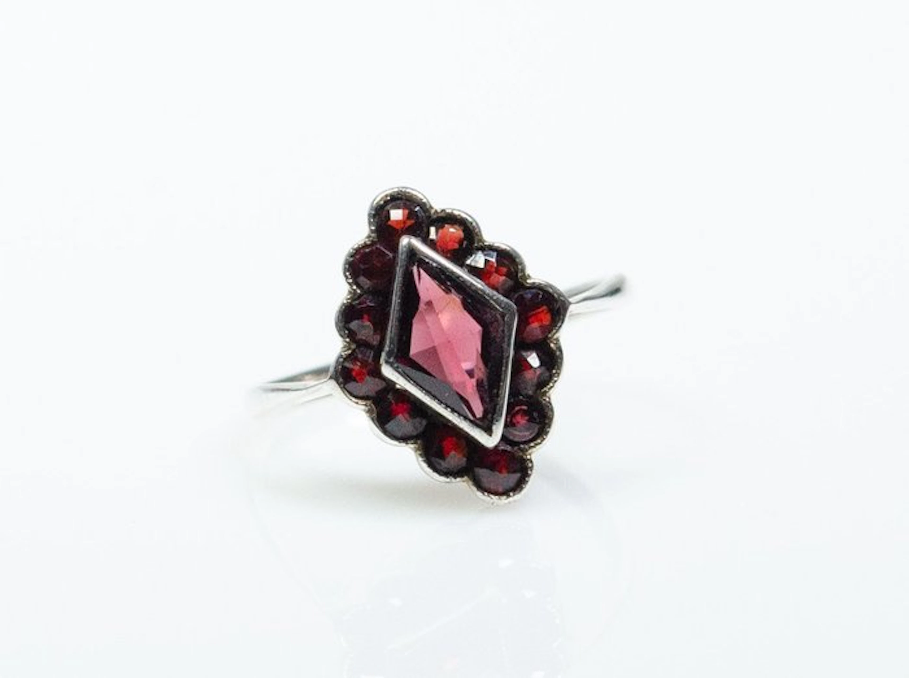 No reserve price - Ring - 900 Silver - Bohemian garnet