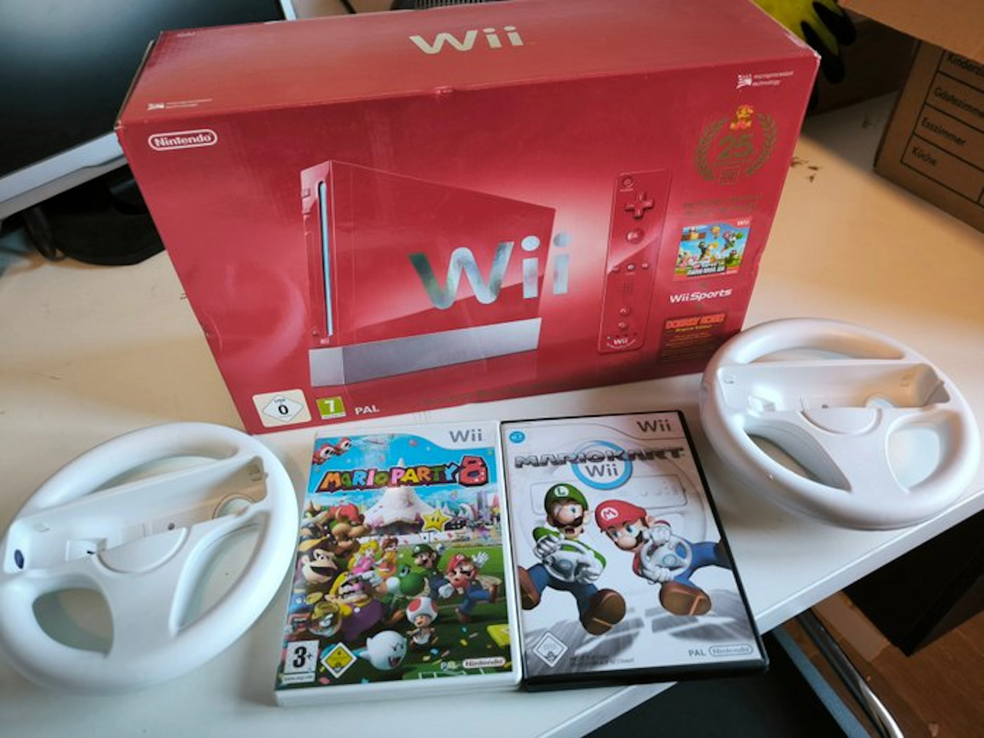 Nintendo - Wii - 25th Anniversary Limited Edition - Video...