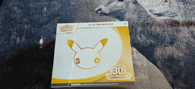 Pokémon TCG – 30th Celebration Elite Trainer Box