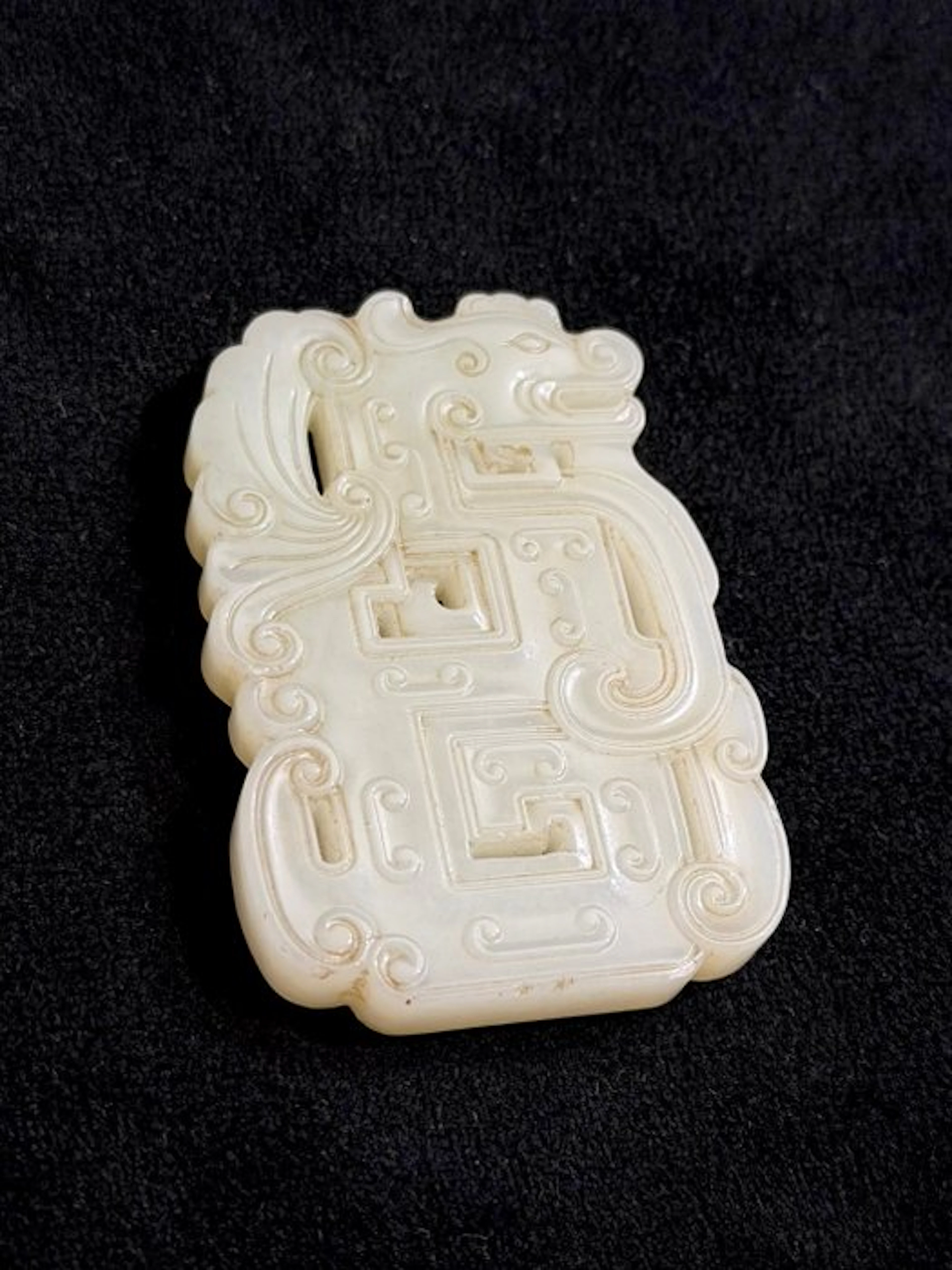 Large size pendant - Jade - China - 20th century