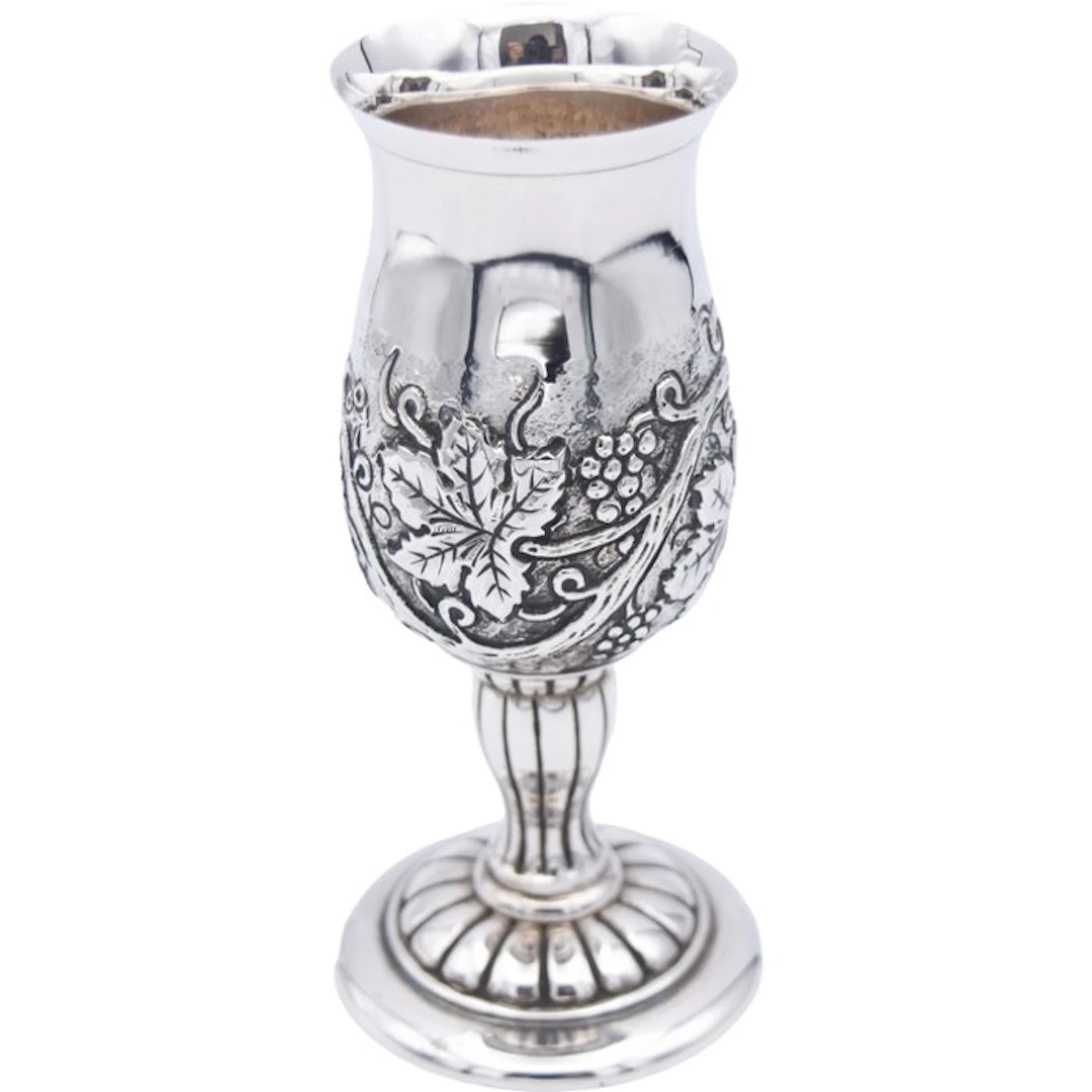 Wine glass - Vine leaves and bunches of grapes, - .925 silver