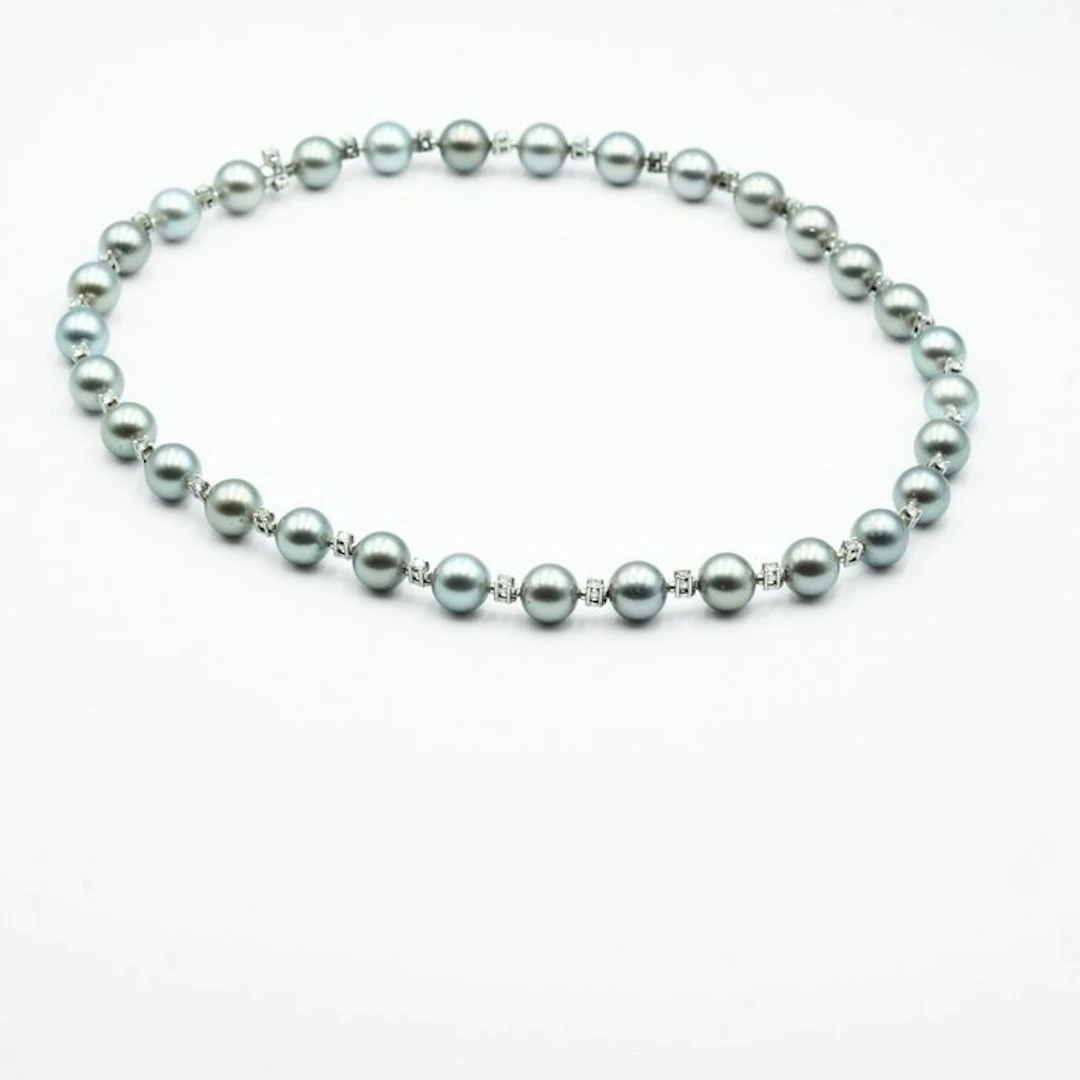 Chain - 18 kt. White gold Pearl