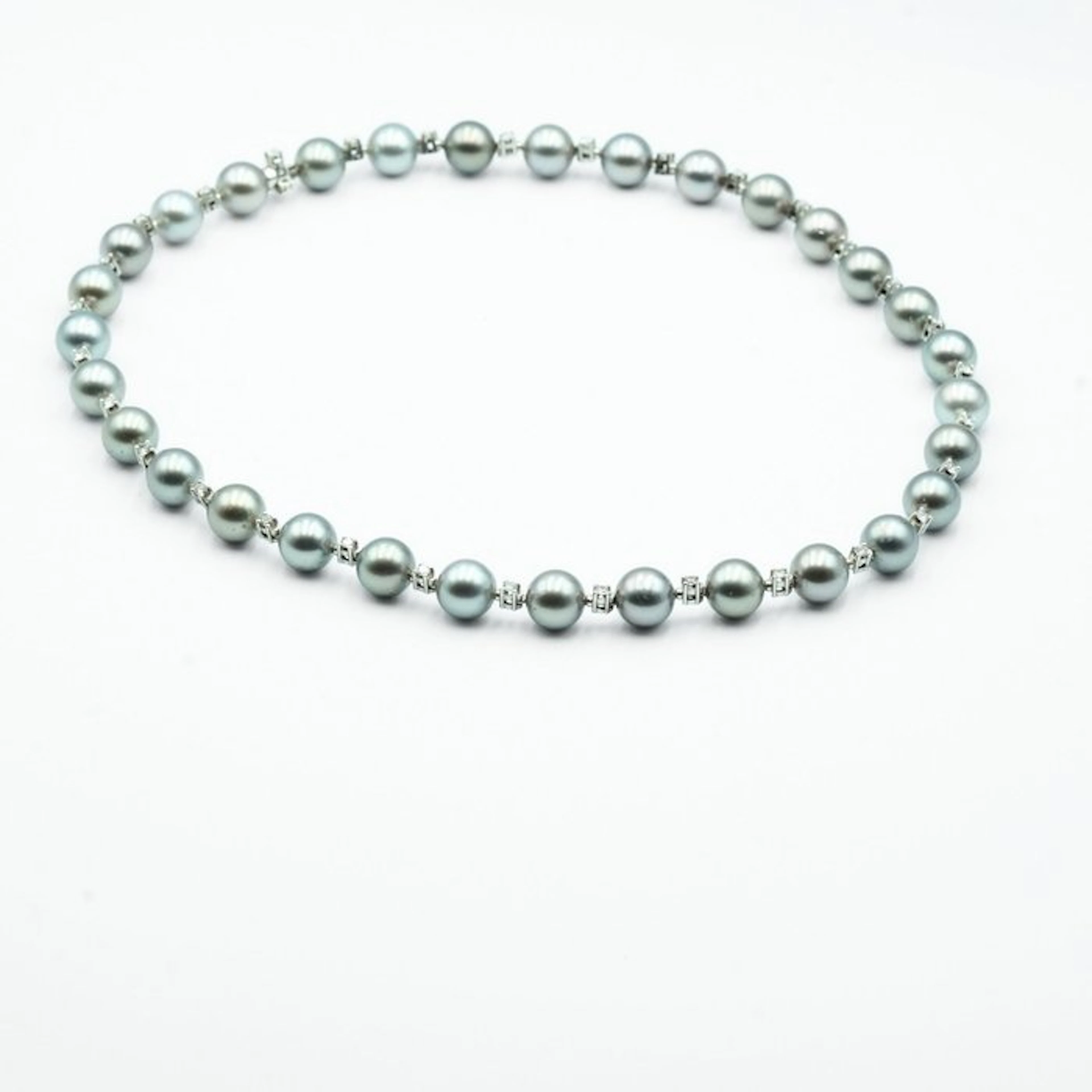 Chain - 18 kt. White gold Pearl