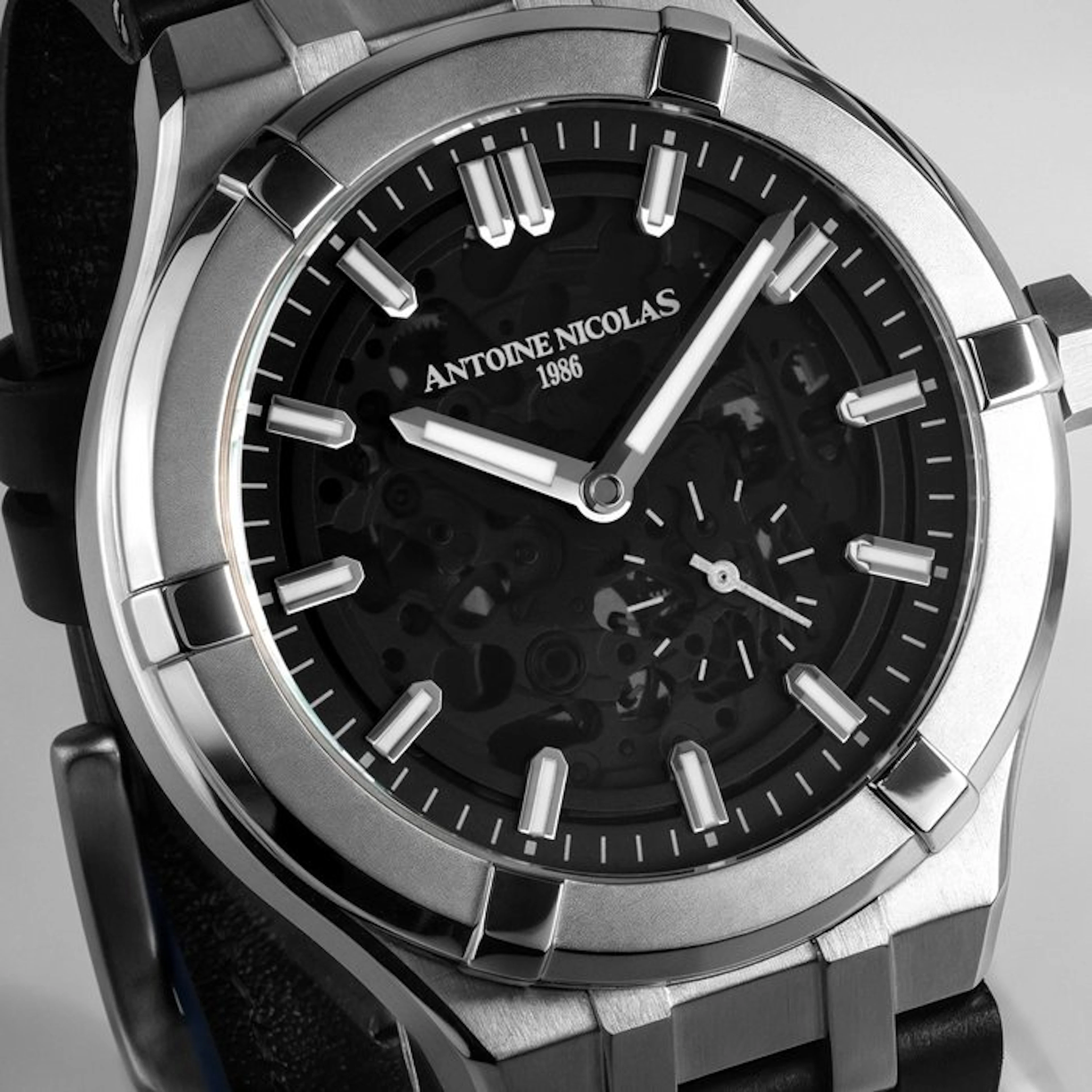 Antoine Nicolas 1986 - Edinburgh - No reserve price - Unisex - 2025+