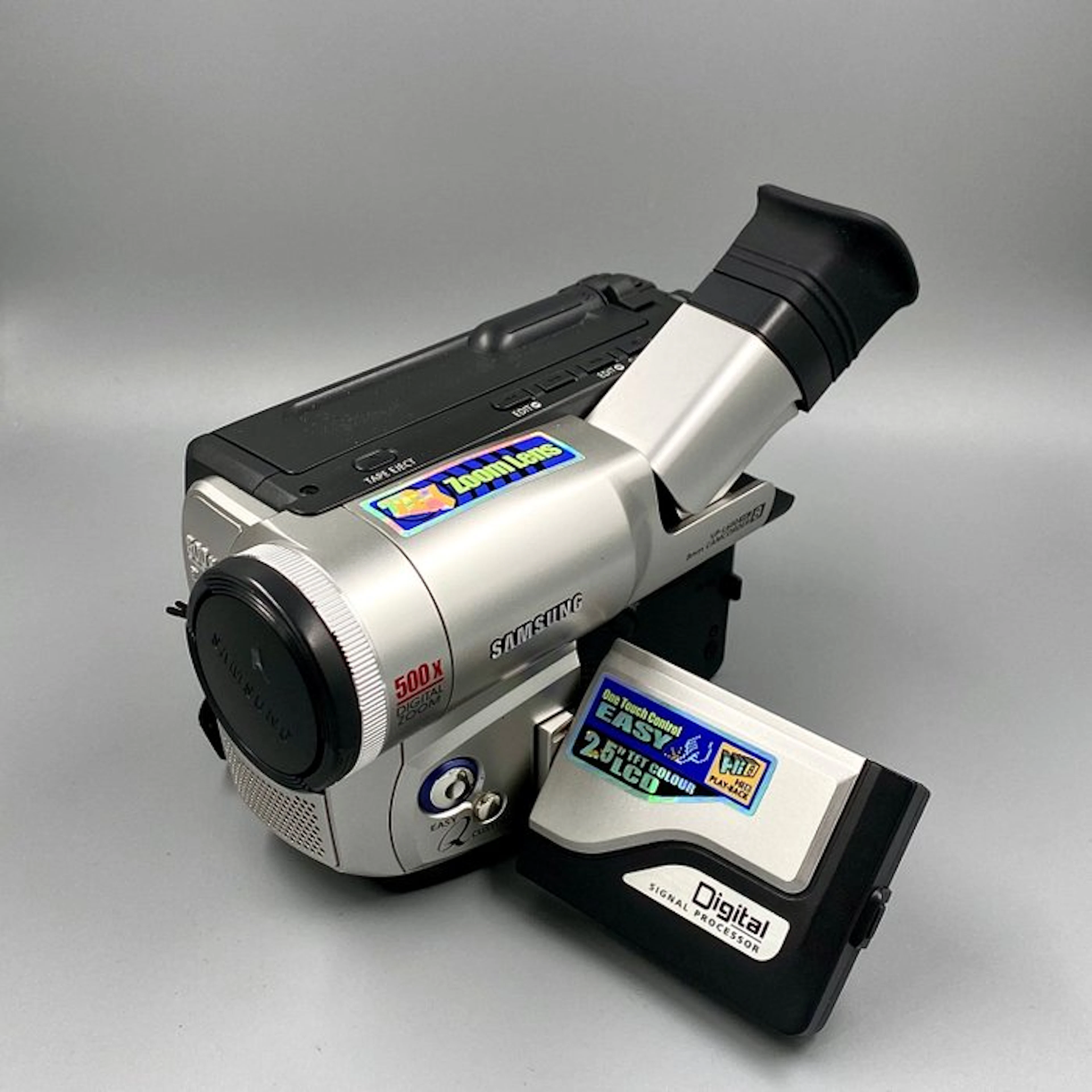Samsung VP-L600 Video8 camera