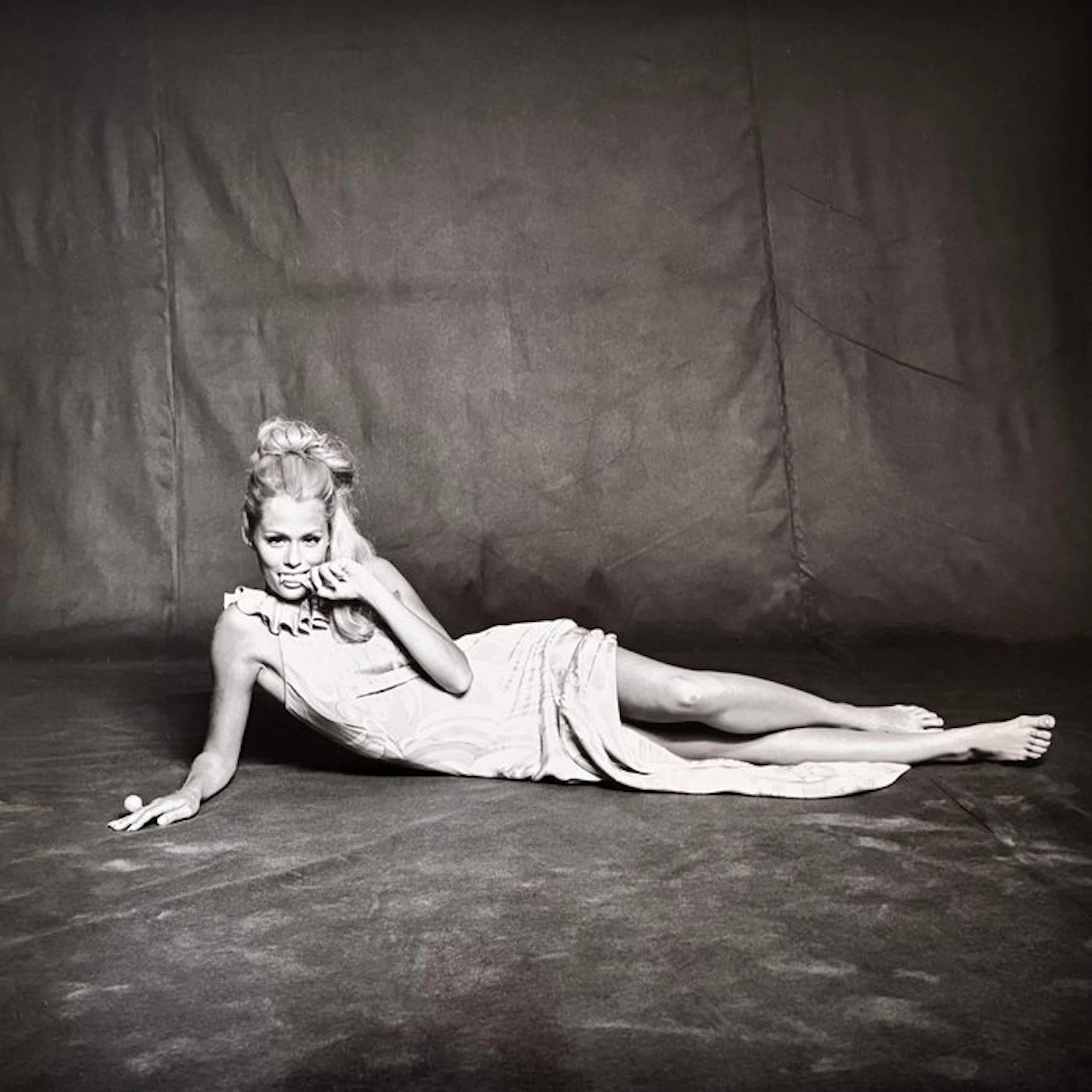 Milton Greene (1922–1985) - Lauren Hutton