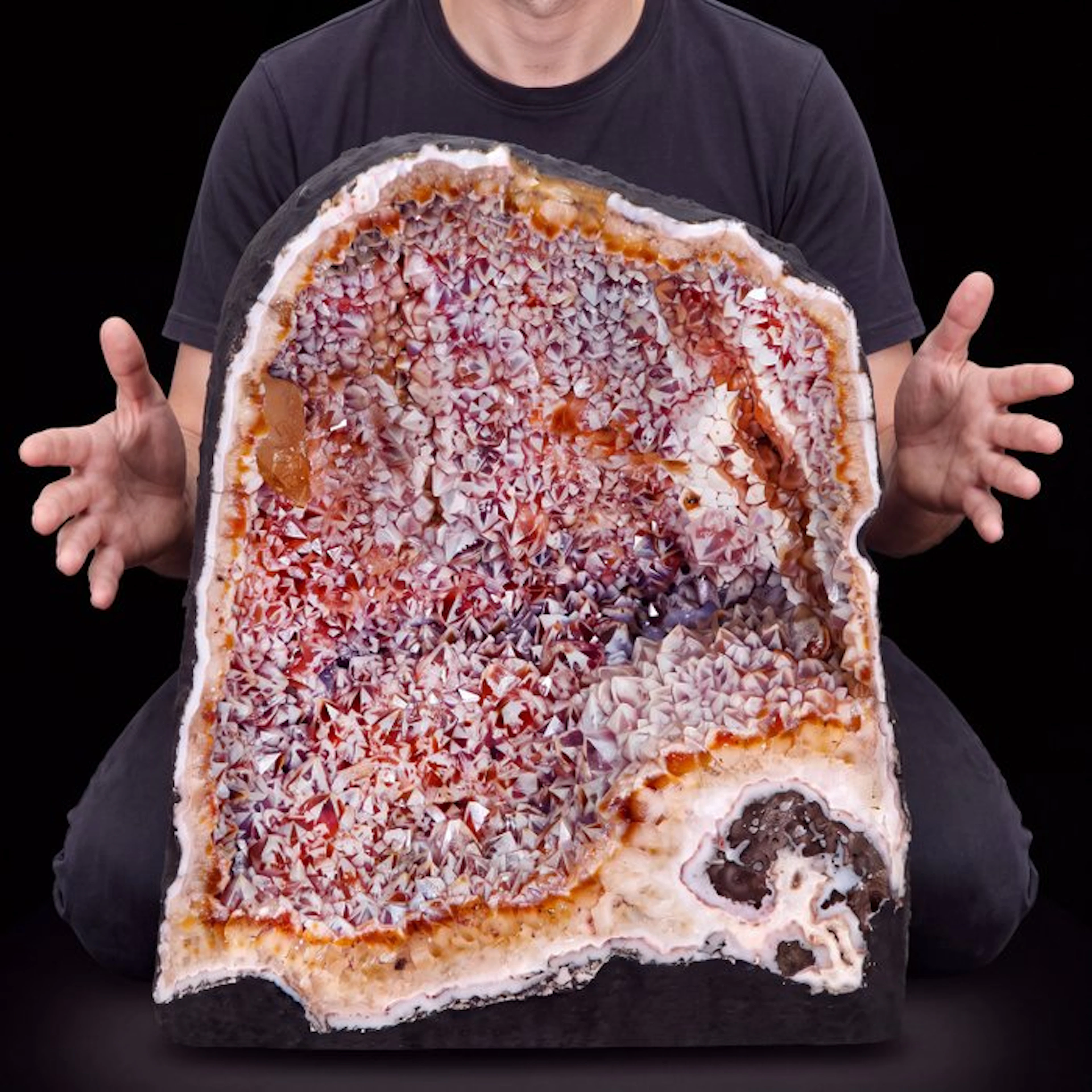 One of a Kind - Ametrine - Geode - 45x33x28 cm- 40 kg