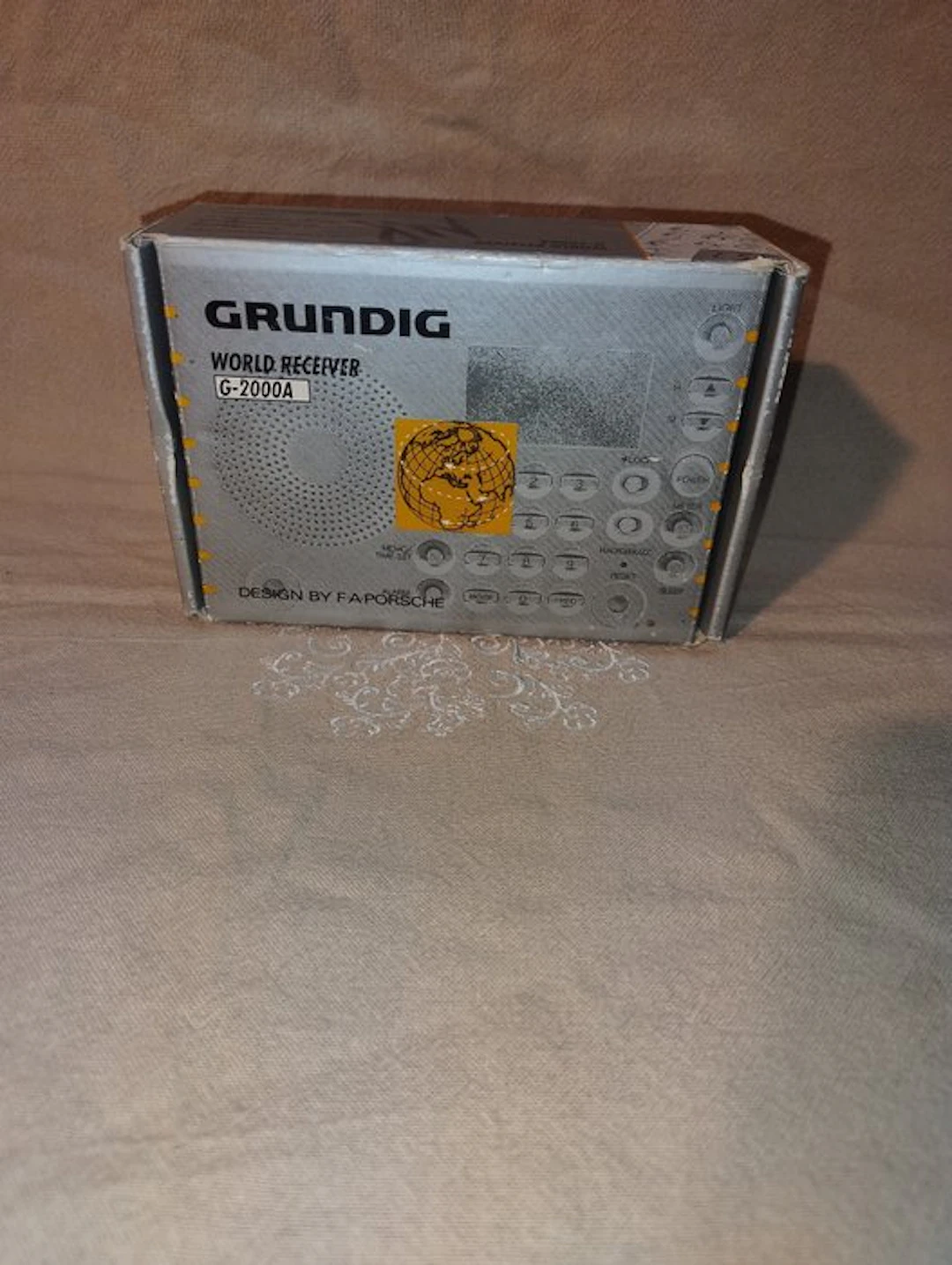 Grundig F.A. Porsche - G-2000A Portable radio