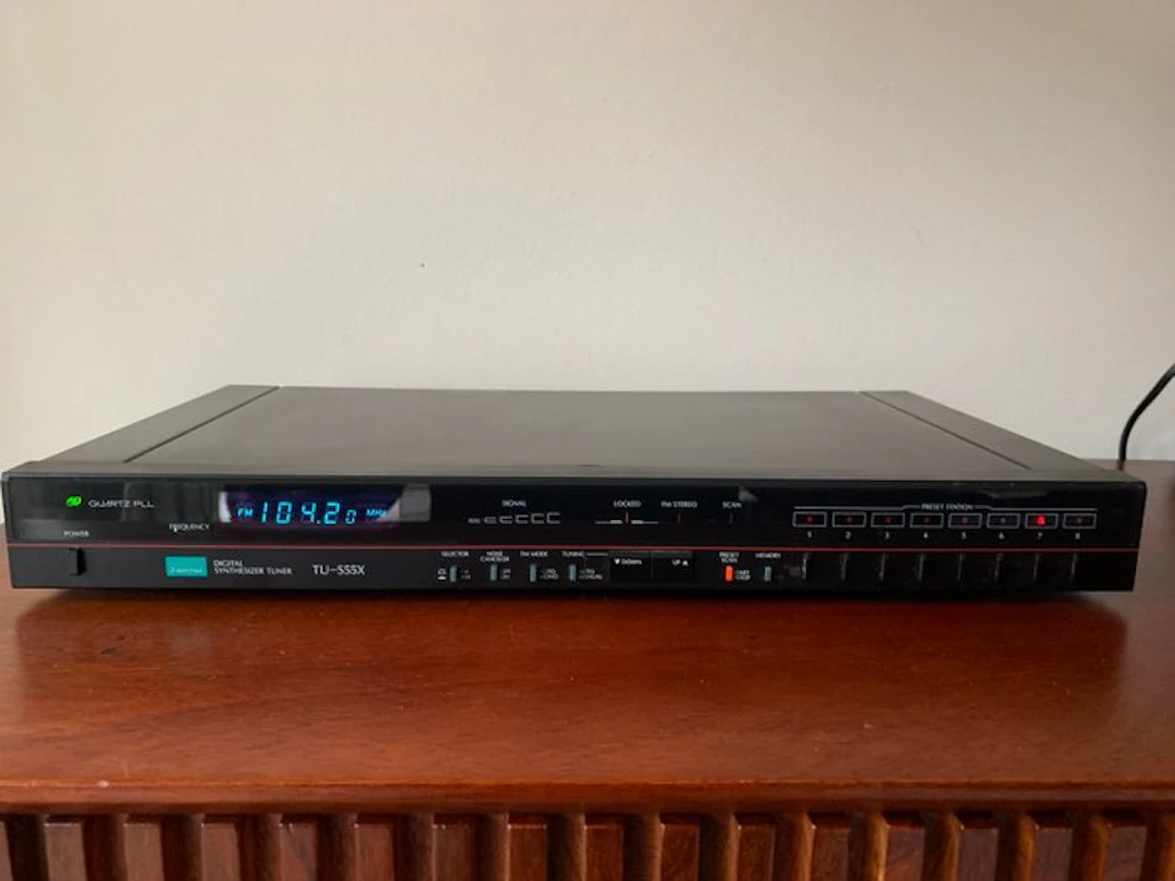 Sansui - TU-S55X Quartz Pll Digital Synthesizer Tuner