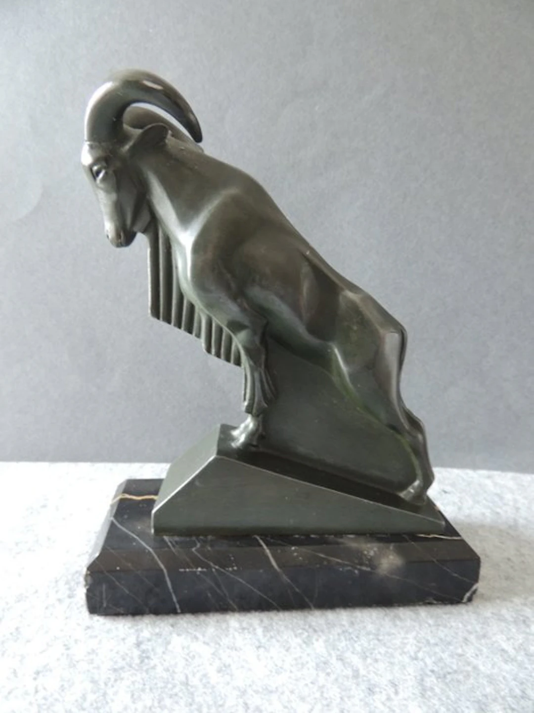 Statuette