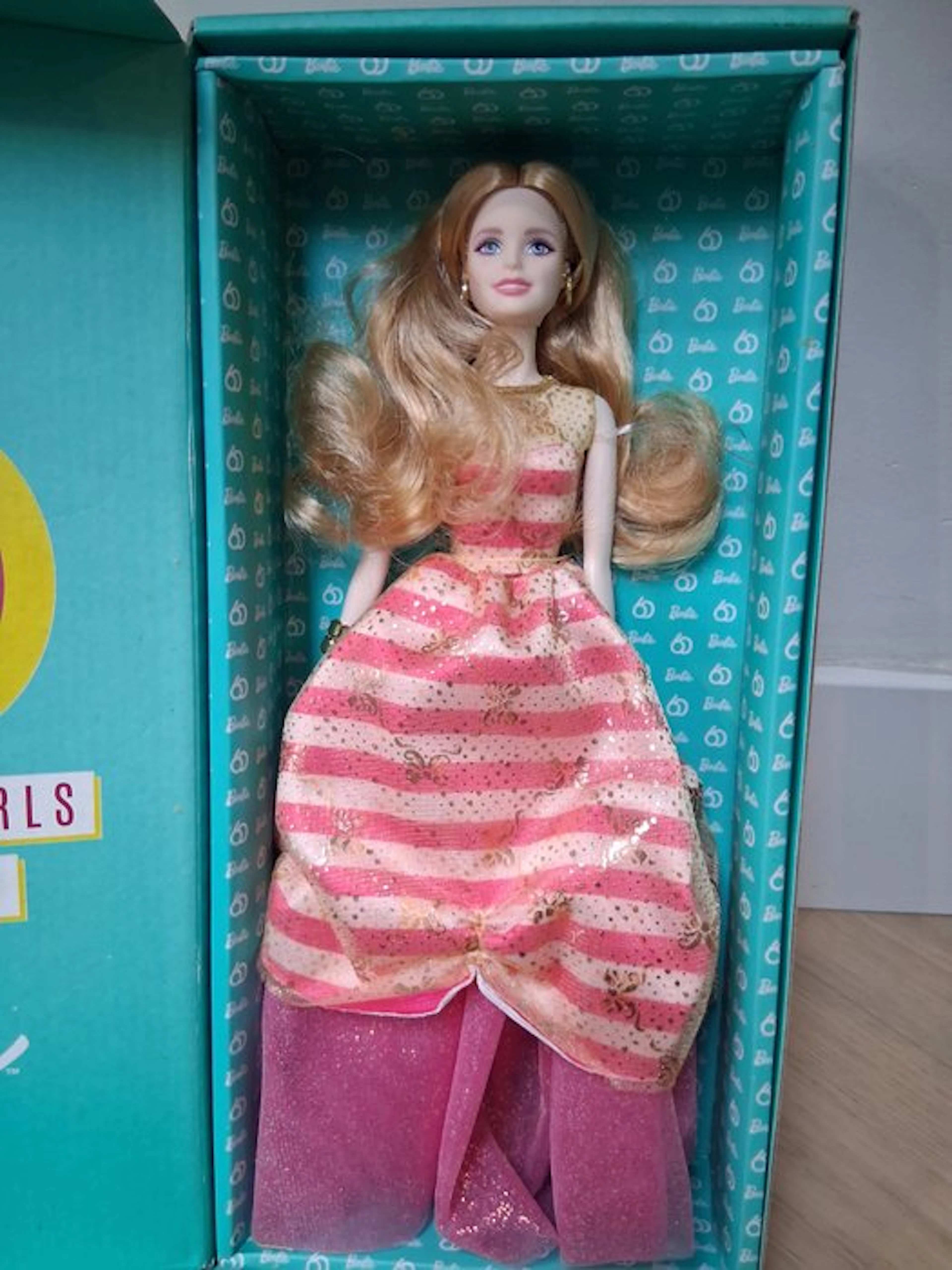 Barbie - Barbie doll PTMI 2019 - 60th Anniversary Barbie - 2010-2020