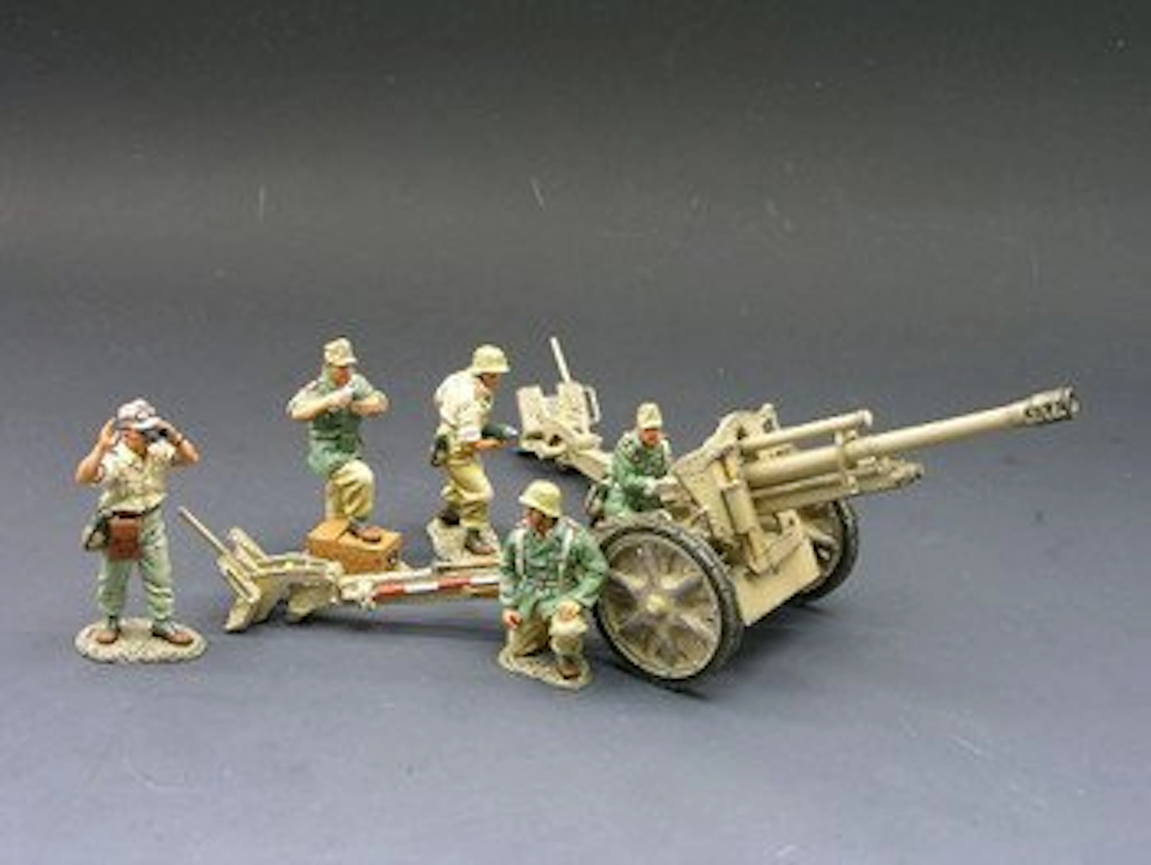 KING & COUNTRY 1:35 - Model military vehicle - AK27 The F18 Field Howitzer