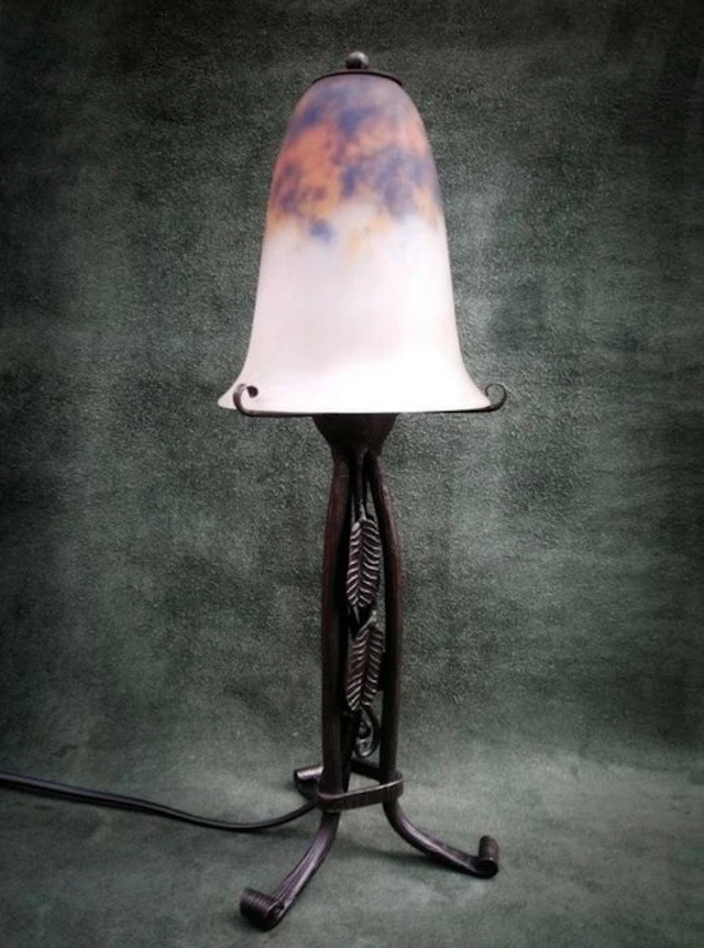 Daum Frères - Table lamp - Wrought iron - Art Nouveau - France
