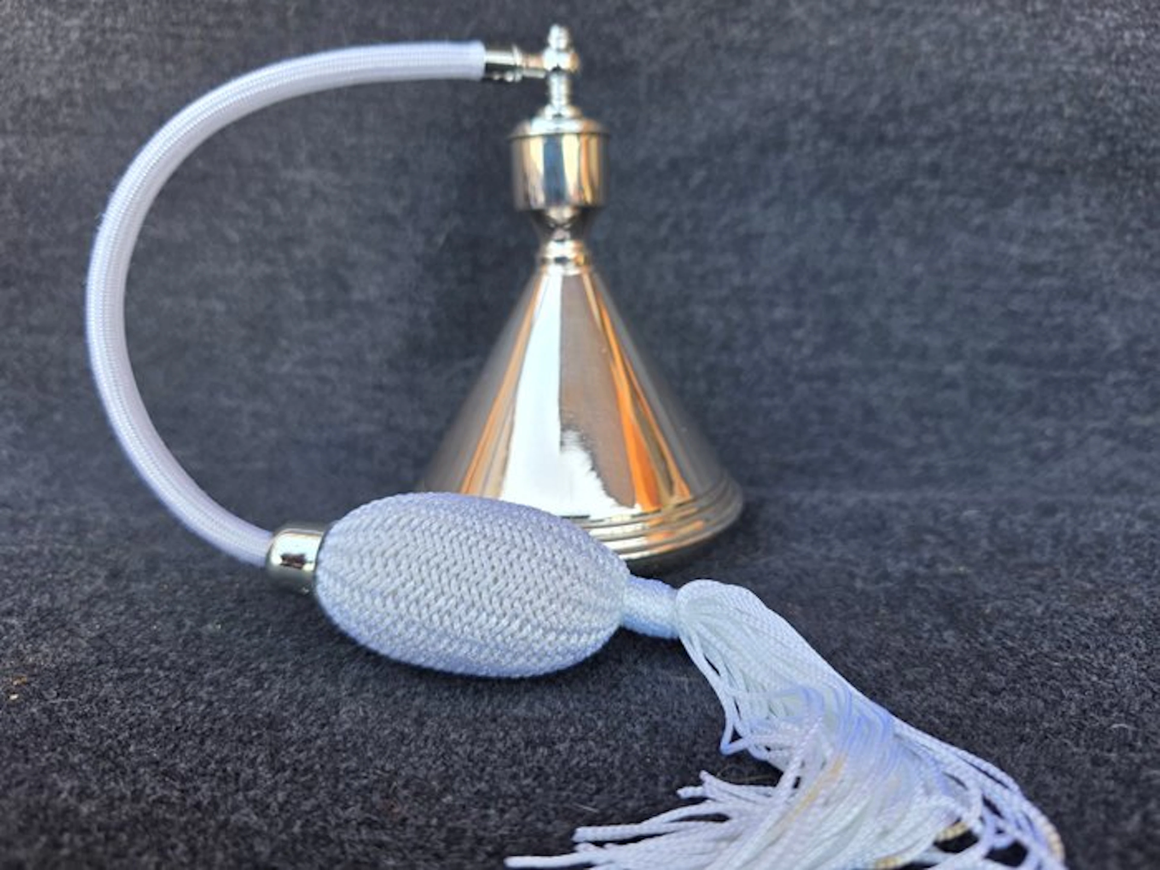 Dispenser - Silver - Perfume dispenser