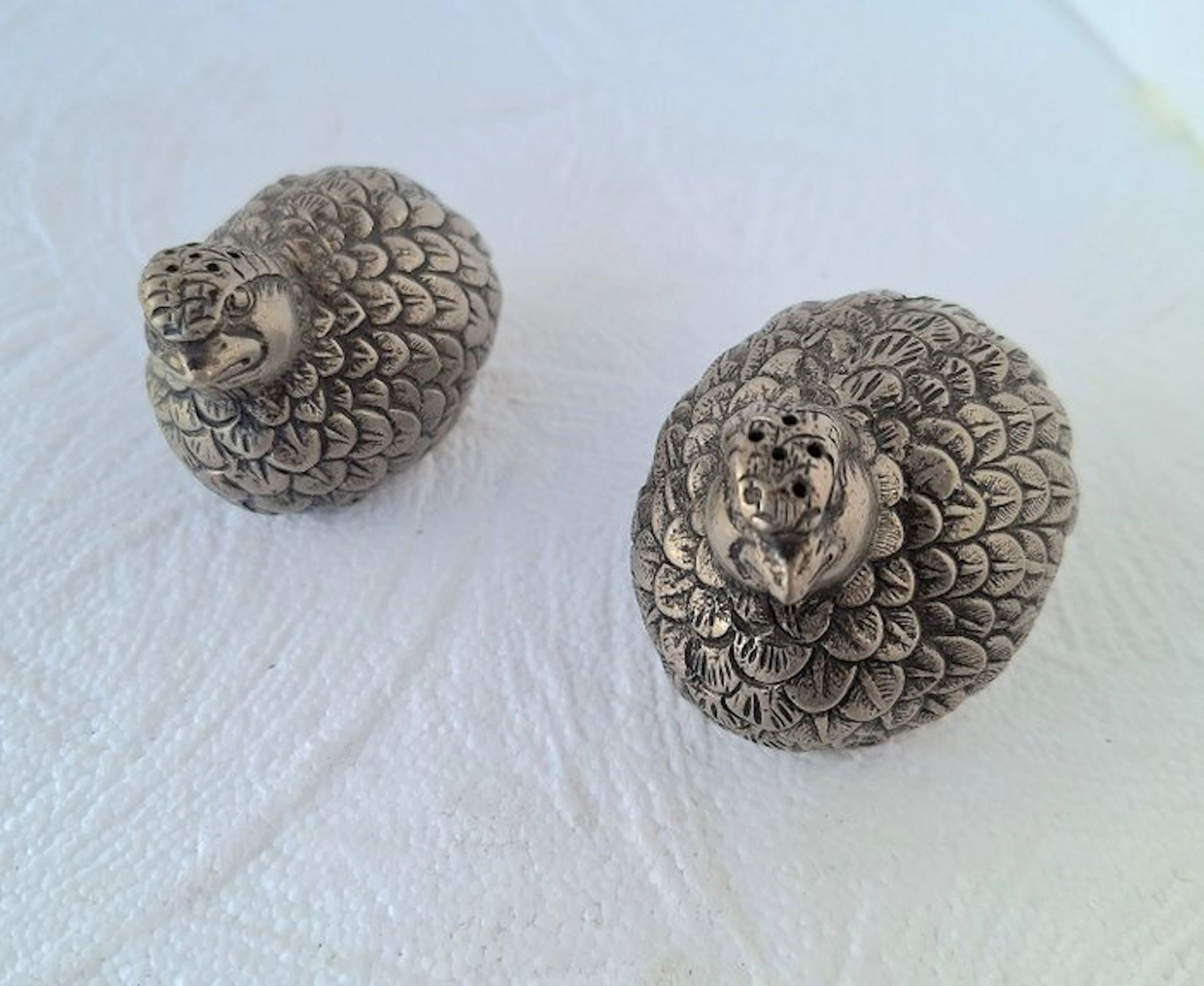Gucci - Salt and pepper shakers (2) - Silver plated brass...