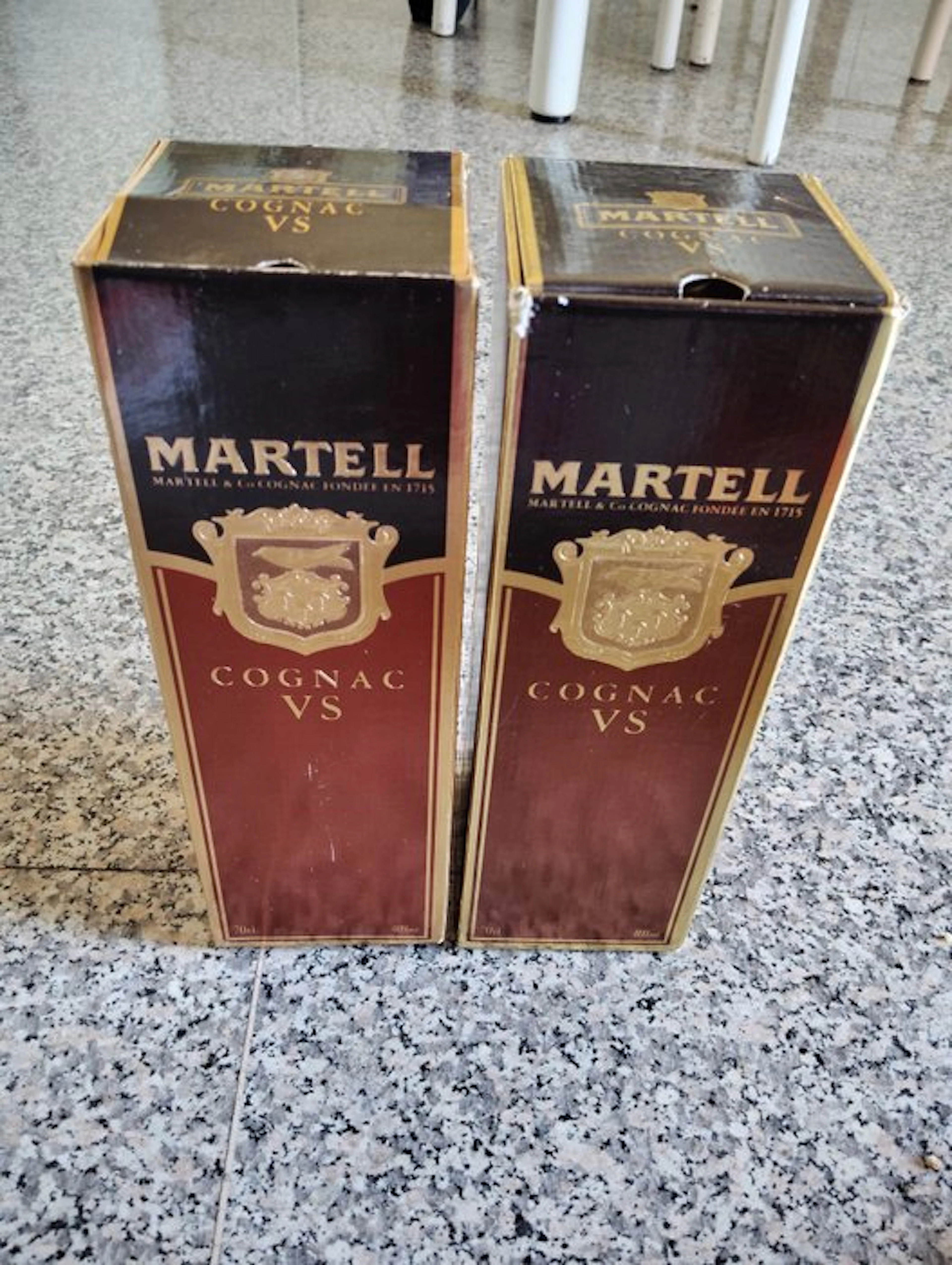 Martell - Médaillon VSOP + VS 3 Star - b. 1980s - 70cl - 2 bottles