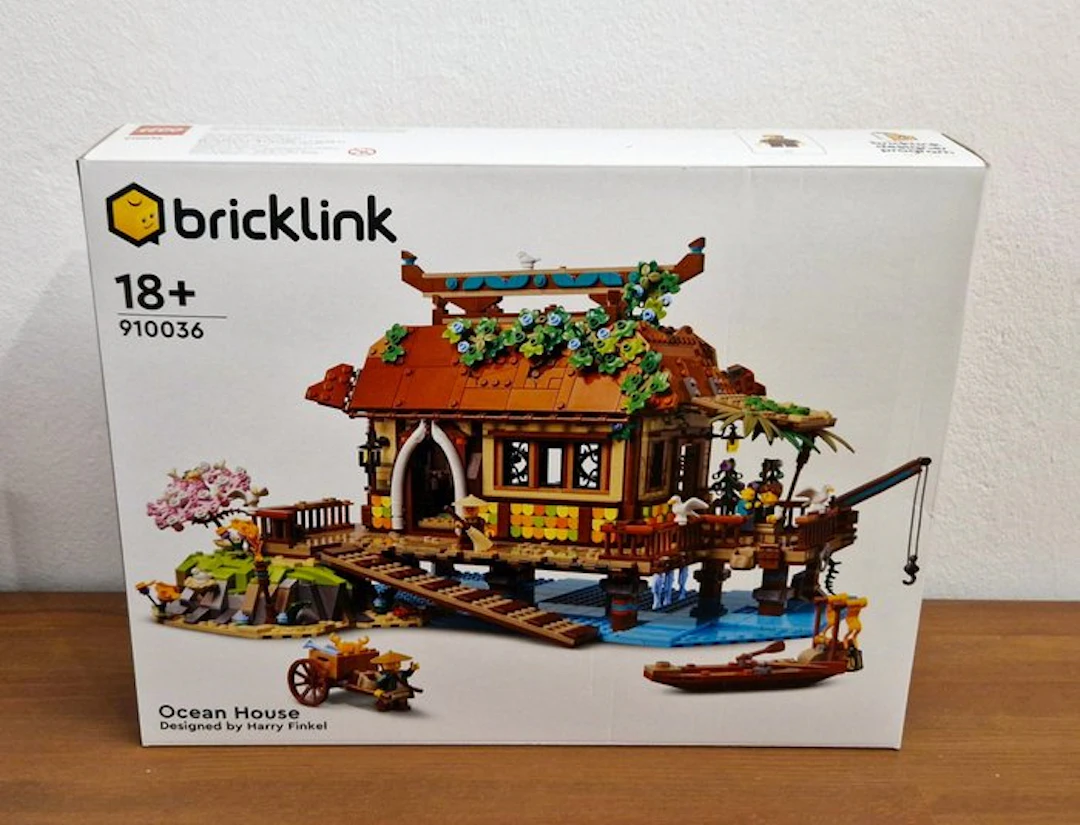 LEGO Set - 910036 - BrickLink Designer Program - Ocean House