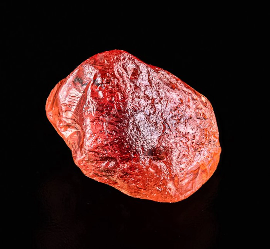 EXCEPTIONAL ORANGE SAPPHIRE - GEM QUALITY SRI LANKA...