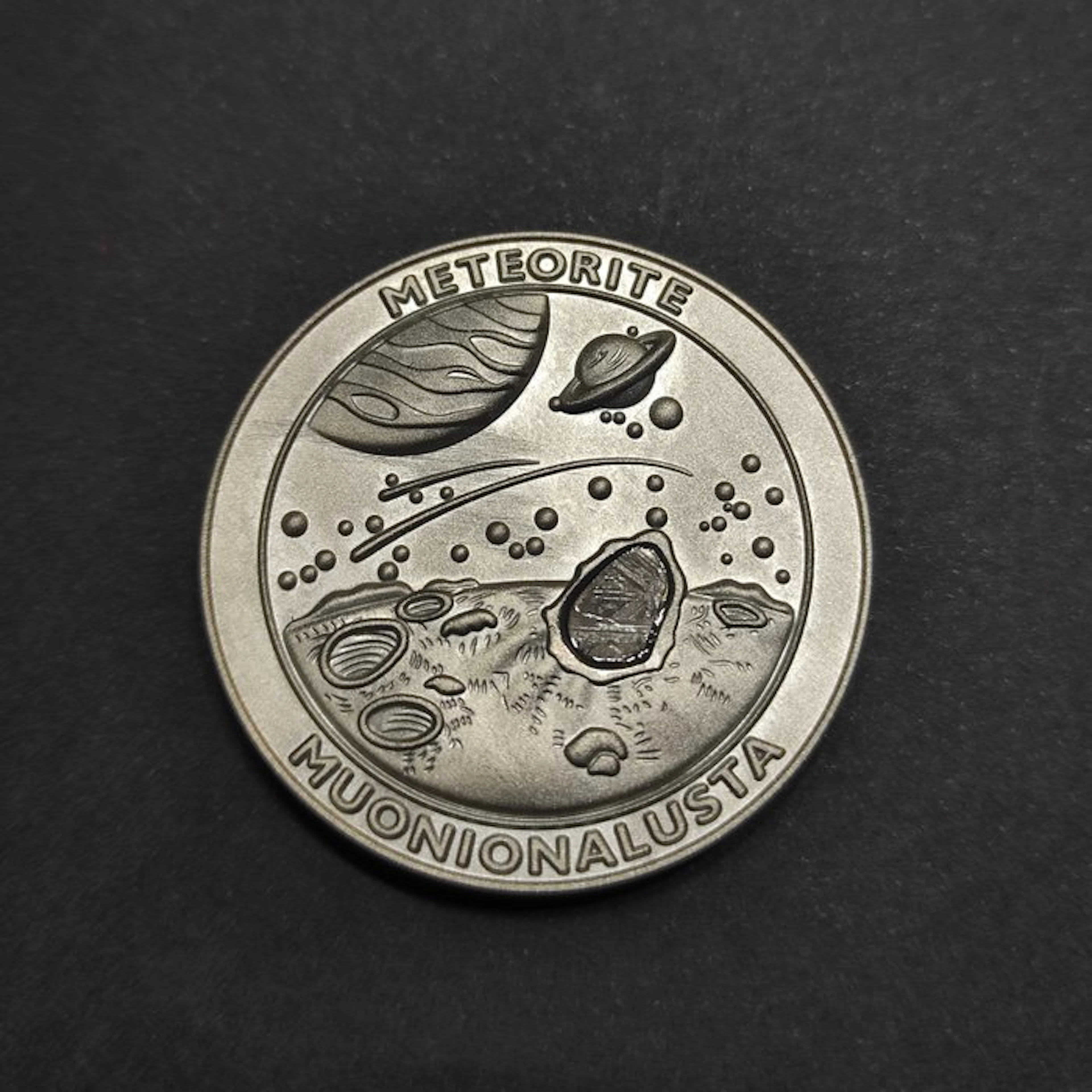 Muonionalusta meteorite steel coin - Height: 4 cm- 30.15 g - (1)