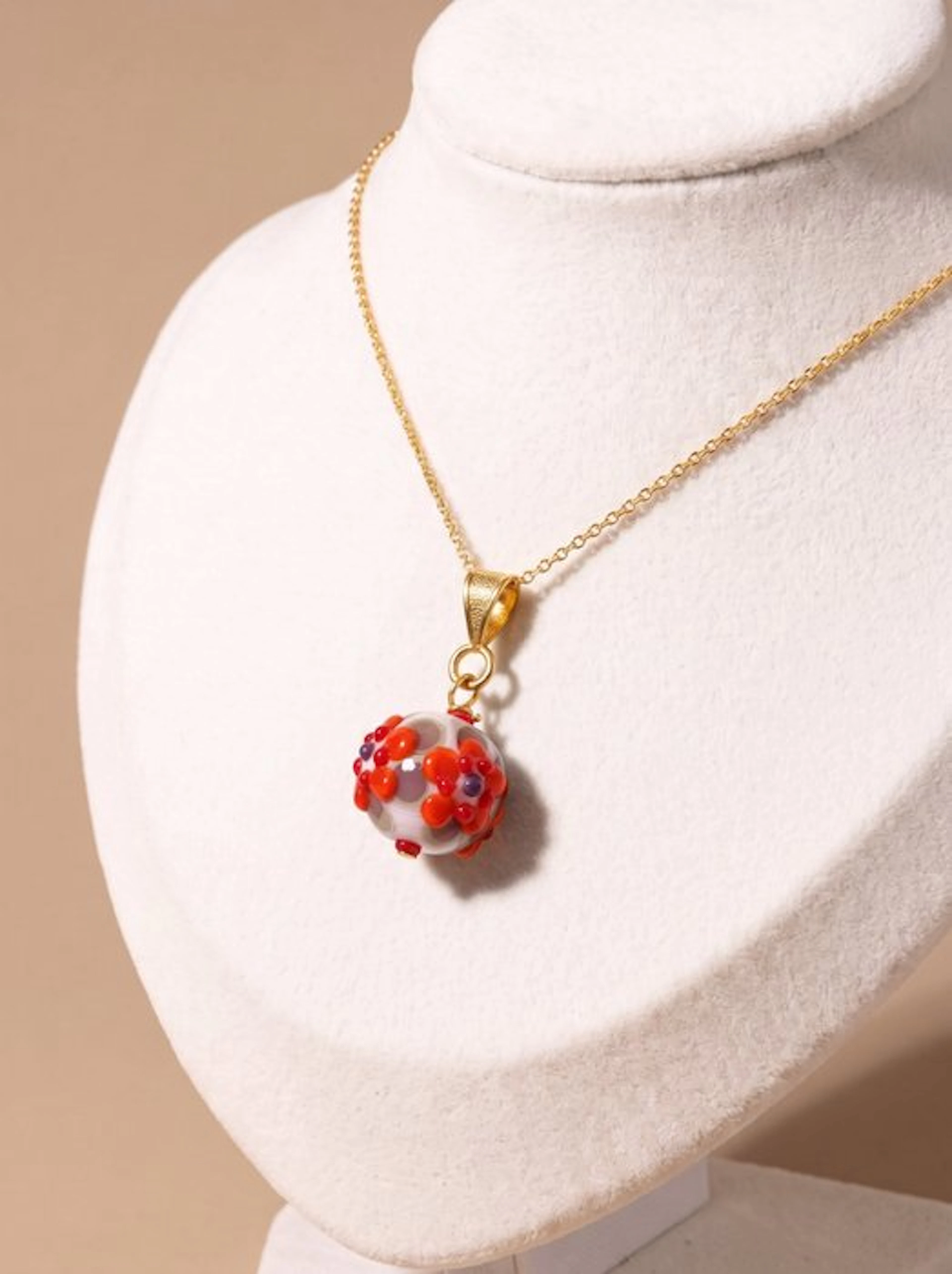 Murano glass - Necklace with pendant - Flowers in relief