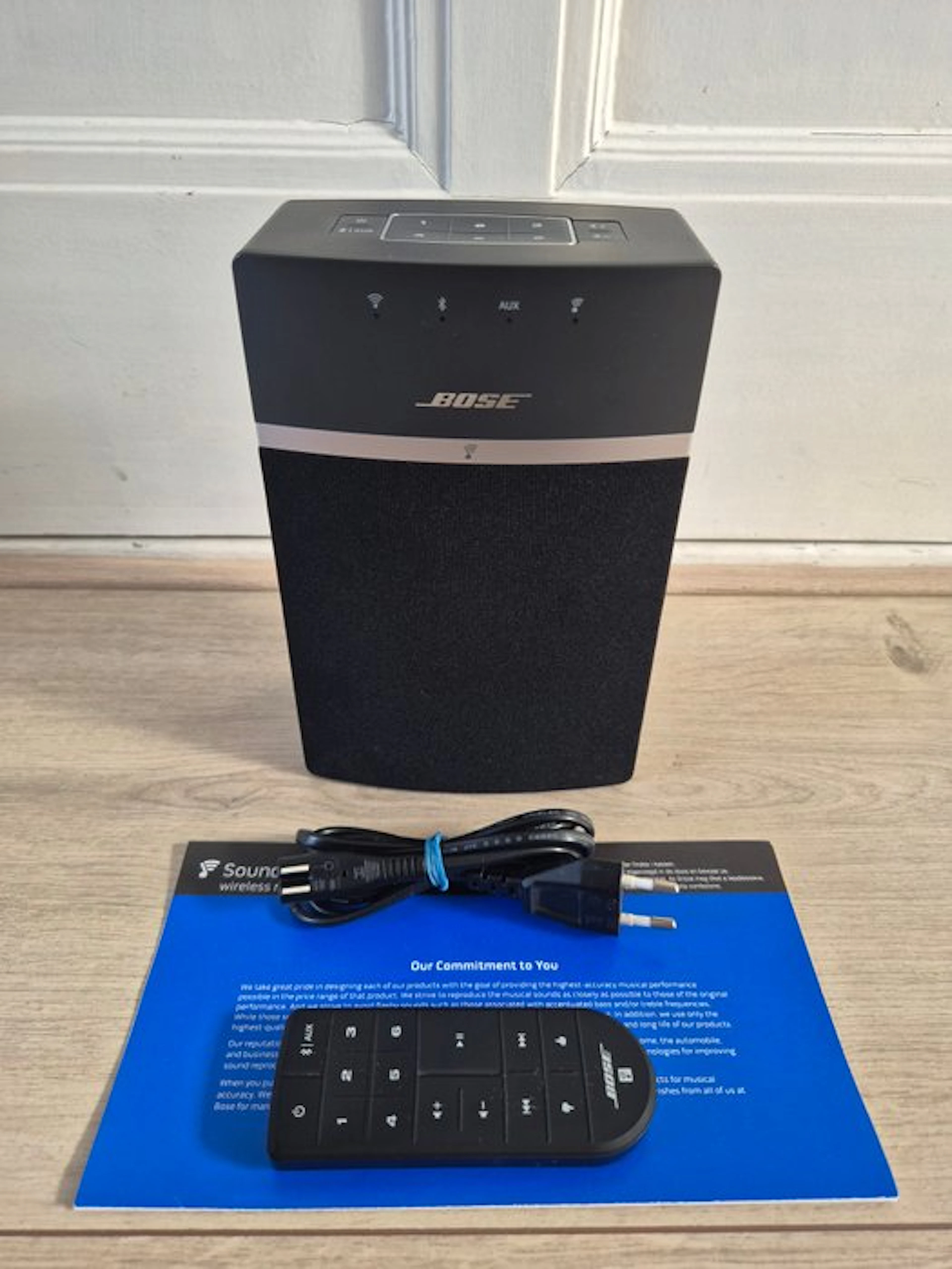 Bose - SoundTouch® 10 wireless Speaker