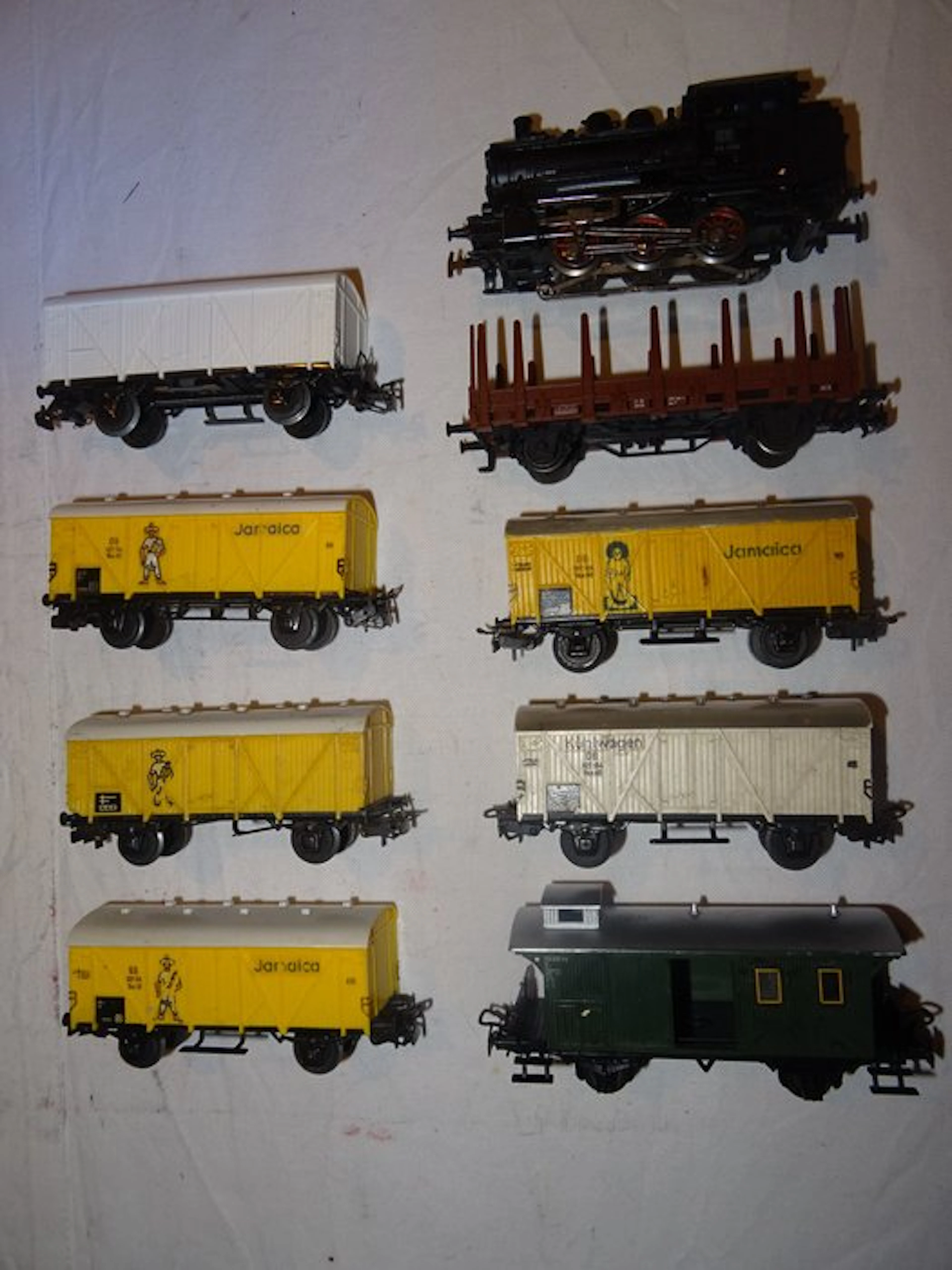 Märklin H0 - Steam locomotive (1) - BR 89 with 9 freight cars - DB