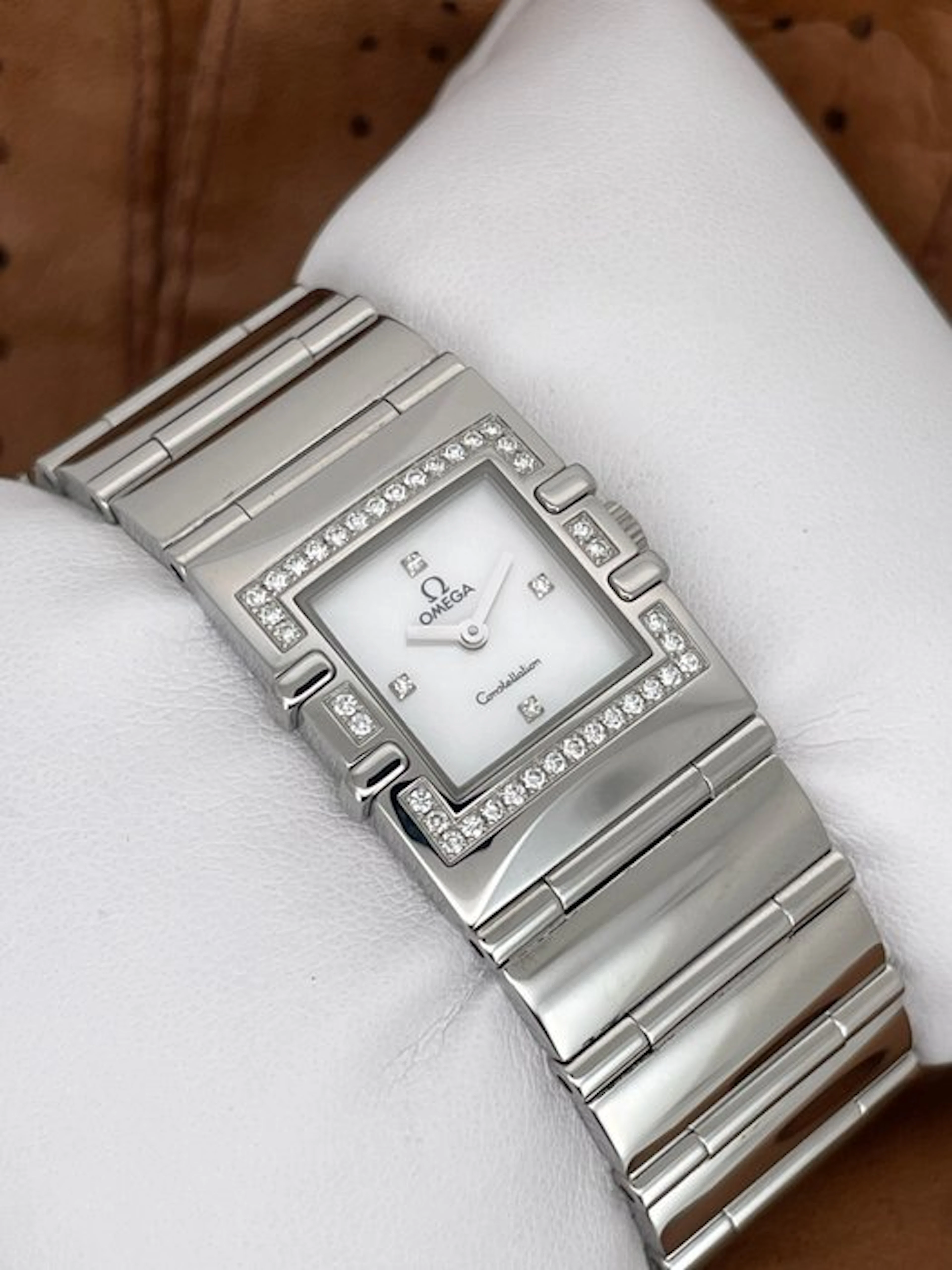 Omega - Constellation Quadra - 1528.76 - Women - 2000-2010