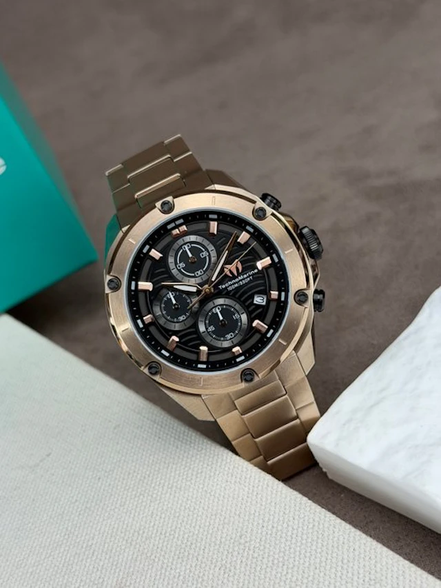 TechnoMarine - Oceanico Chronograph Date Gold/Black dial...
