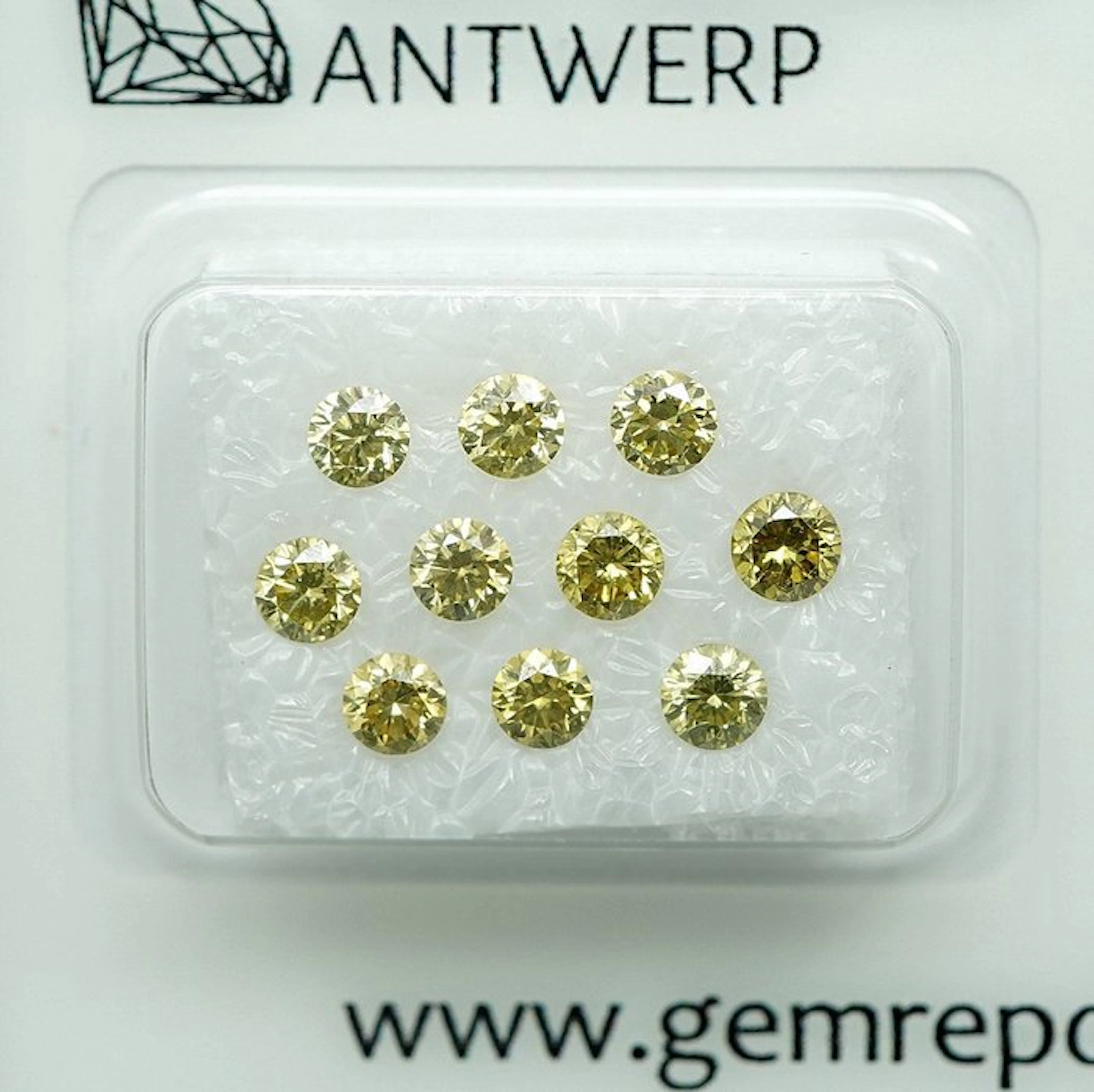 10 pcs Diamond (Natural coloured) - 1.07 ct - Round...