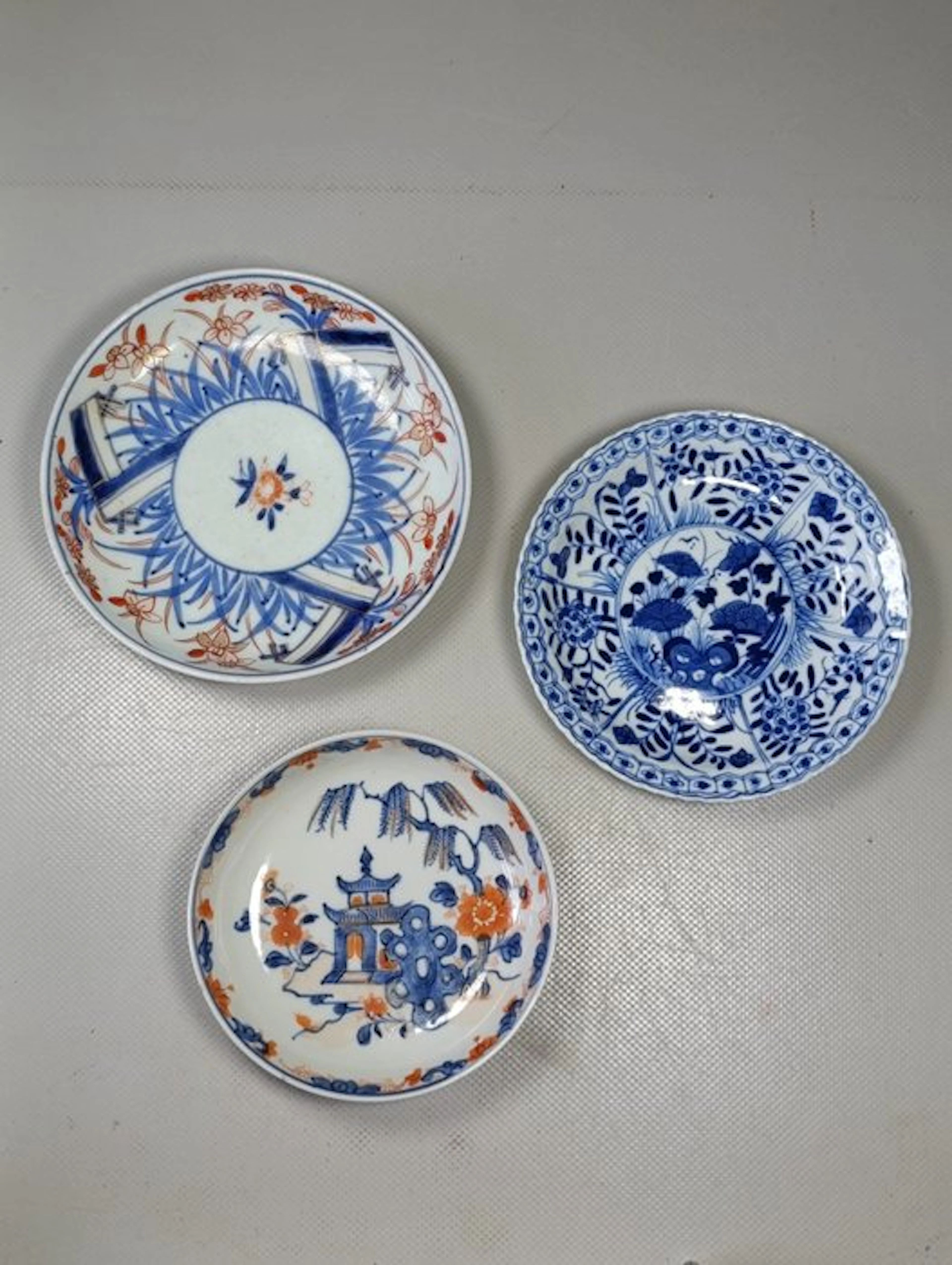 Plate (3) - 3 Coupelles / Soucoupes en Porcelaine - Porcelain