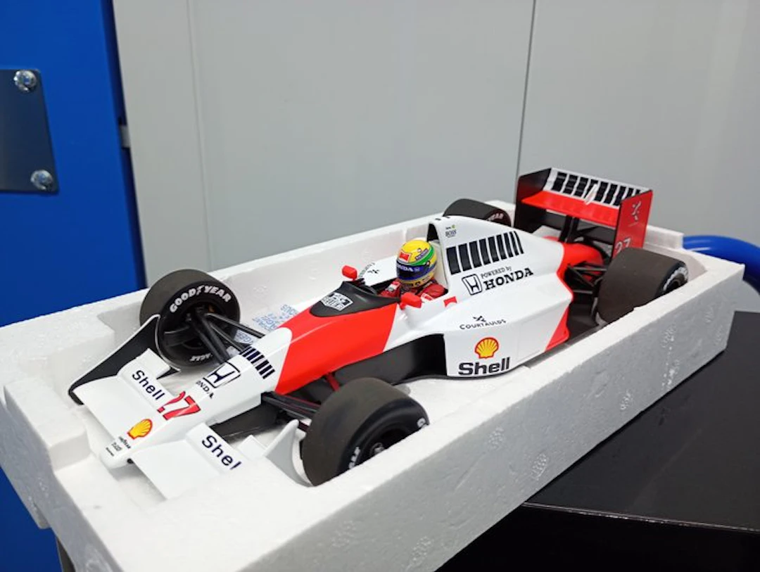 MiniChamps 1:18 - Model sports car - McLaren Honda MP4/5B...