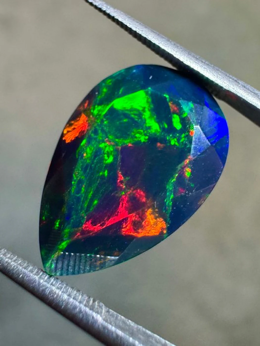 TOP QUALITY!!! AAA - Faceted black opal from Ethiopia...