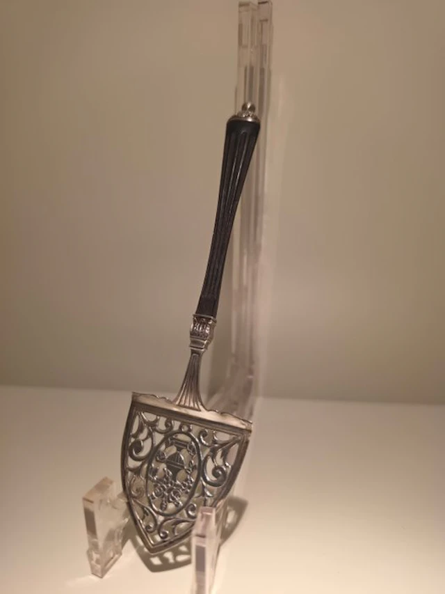 Cake server - .800 silver - 1850-1900 - Antique ice cube lifter