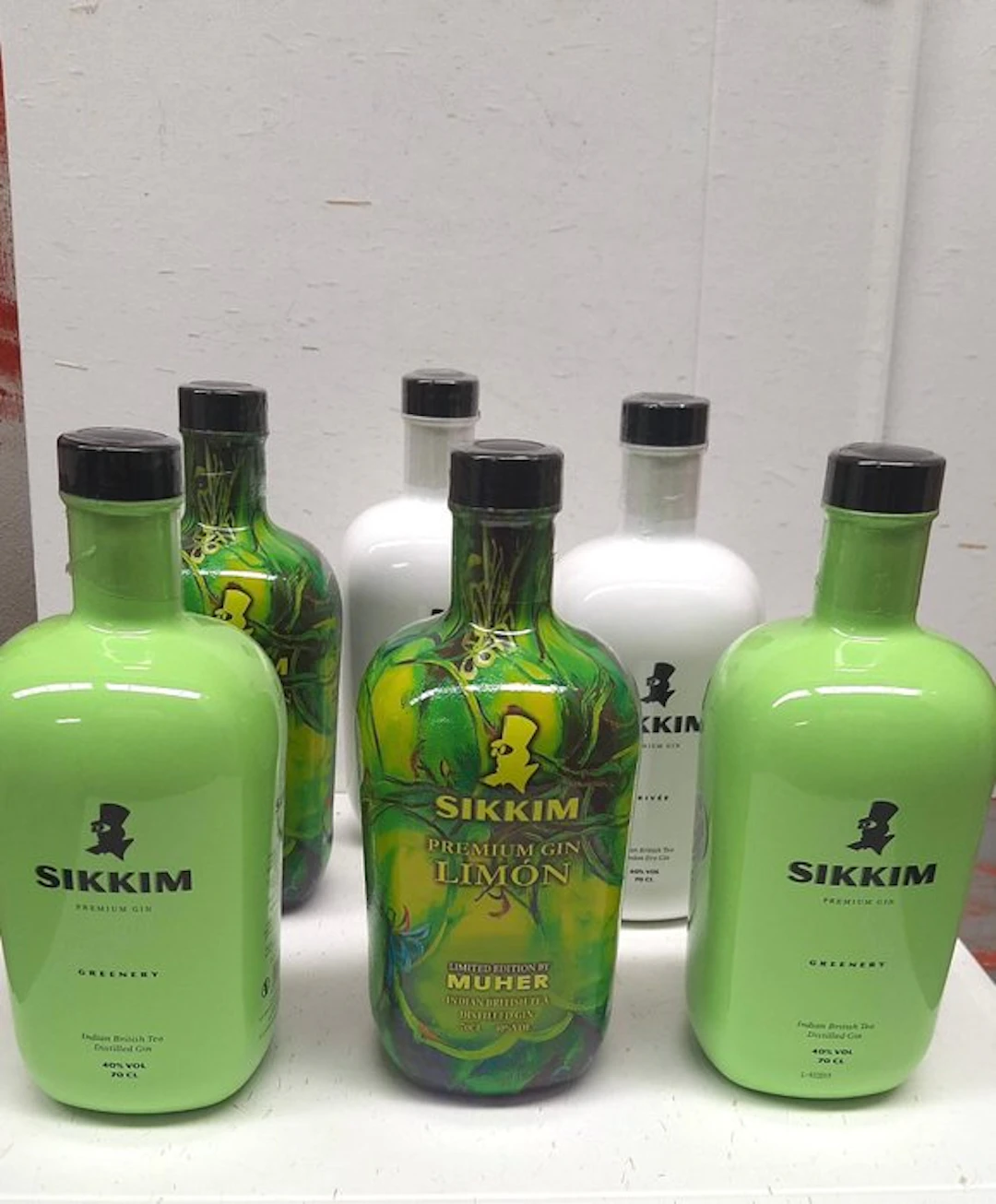 Sikkim Gin - Privée, Greenery & Limón by Mulher - 70cl - 6 bottles