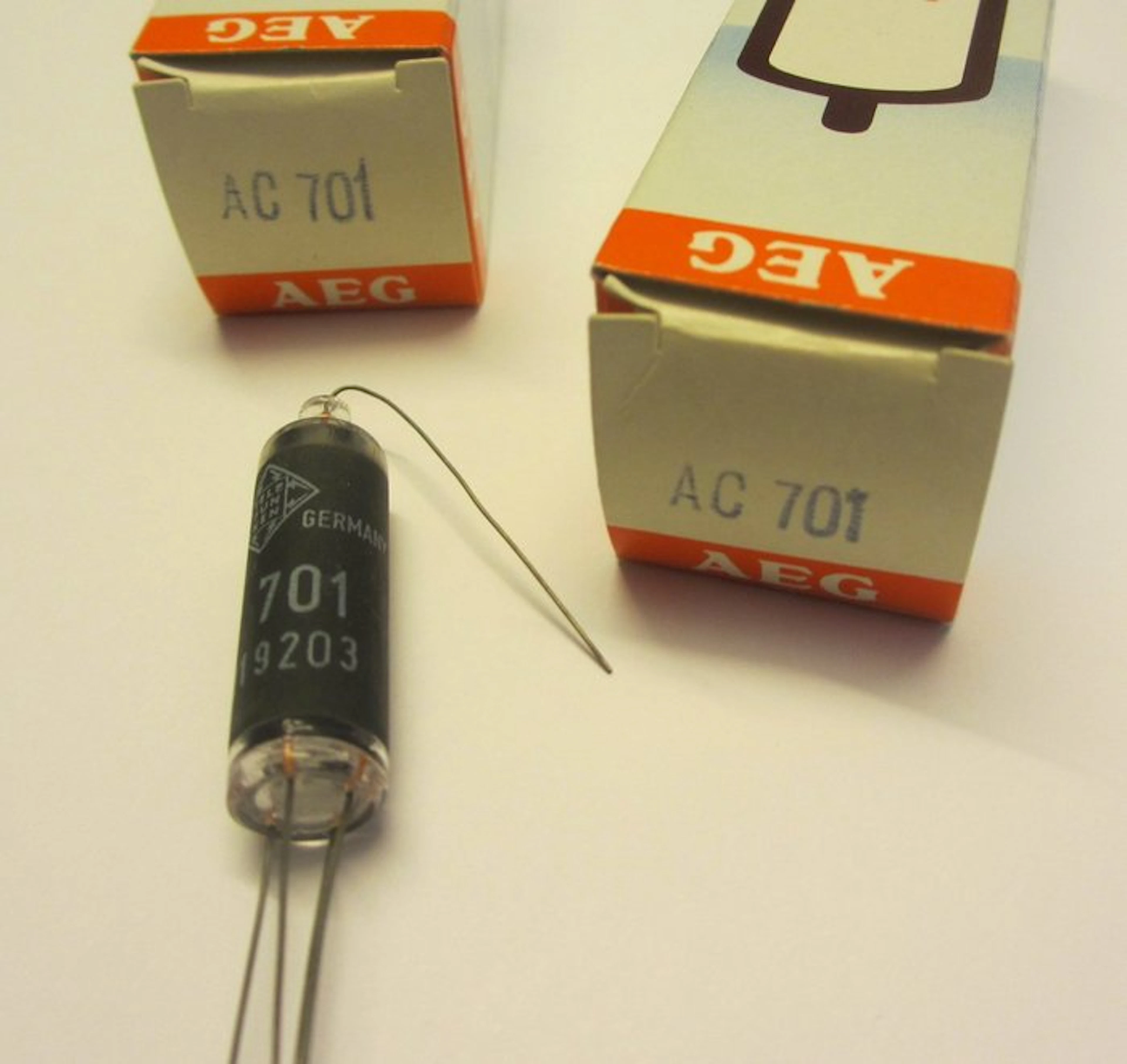 Telefunken - AC701k für Neumann Mikrofone Audio component