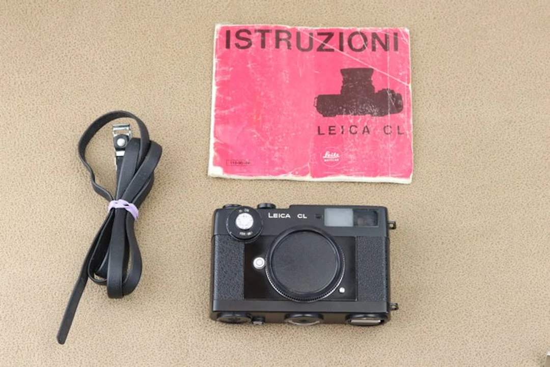 Leica CL Rangefinder camera