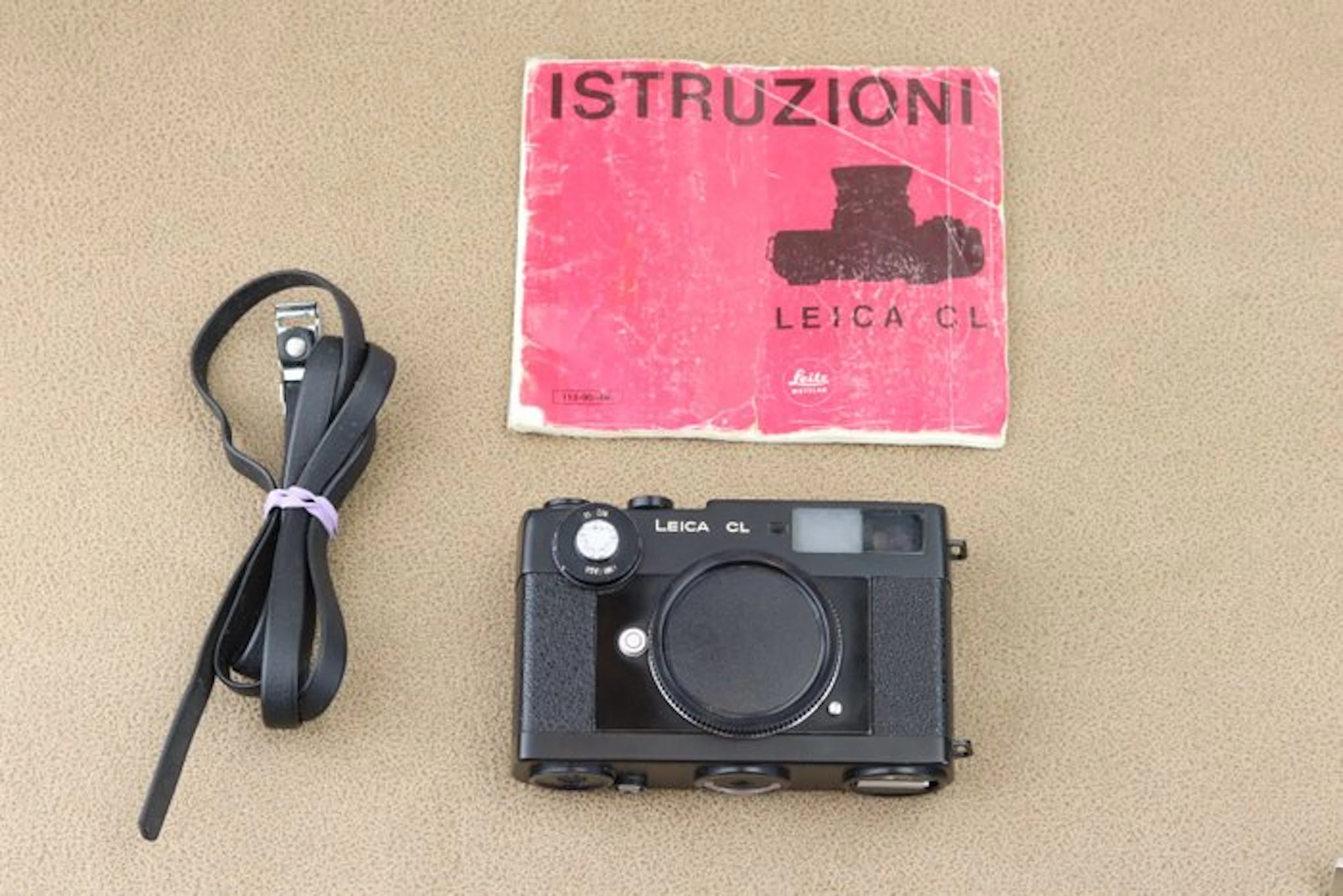 Leica CL Rangefinder camera
