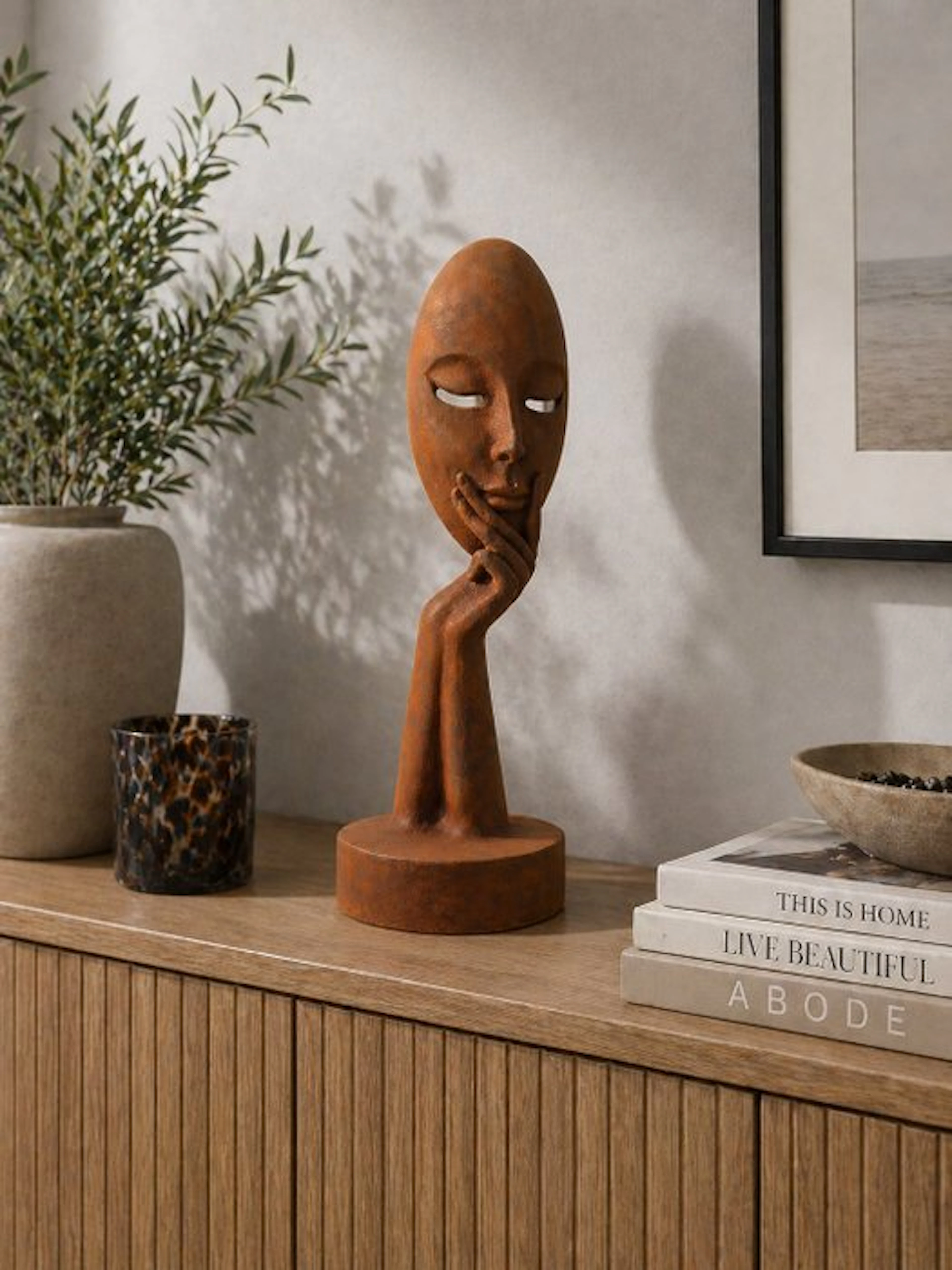 Statue, sculptuur, sculpture abstract woman's head on arms - 28 cm - Cast iron