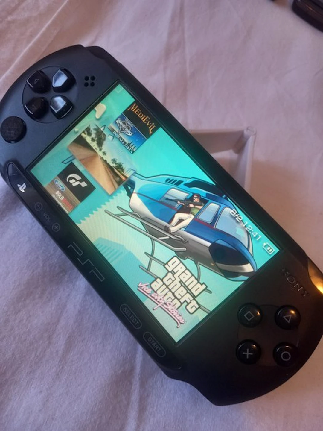 Sony - Sony PSP+30 GIOCHI - Video game console + games