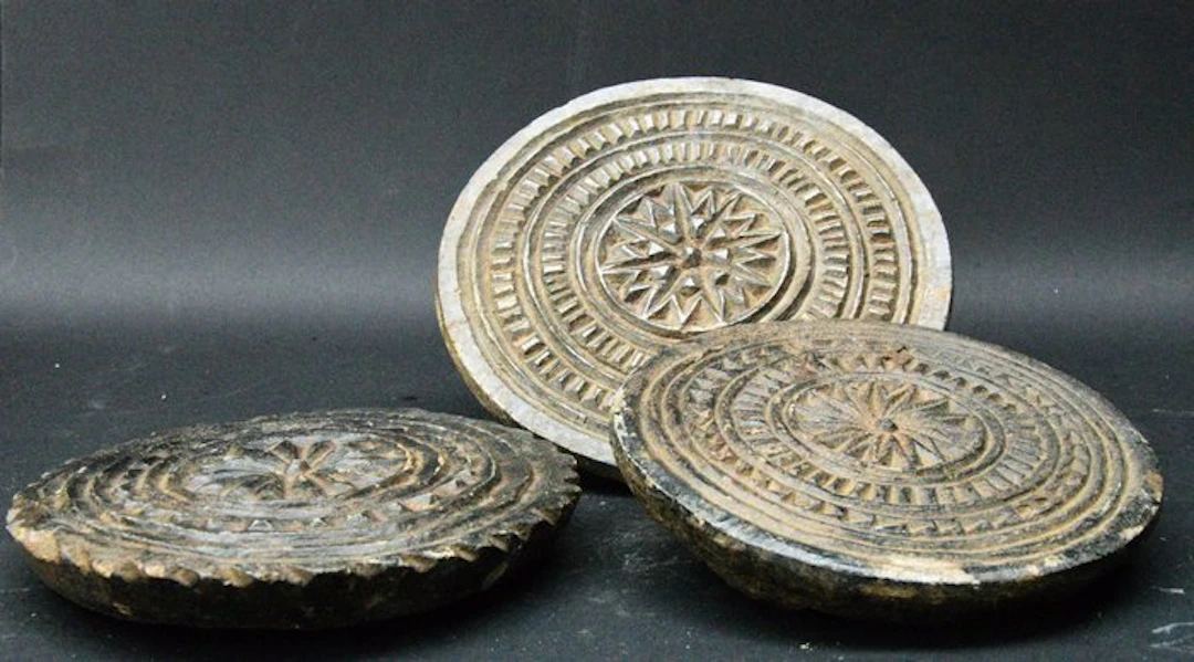 Set of 3 ancient molds carved in black stone (soapstone)...