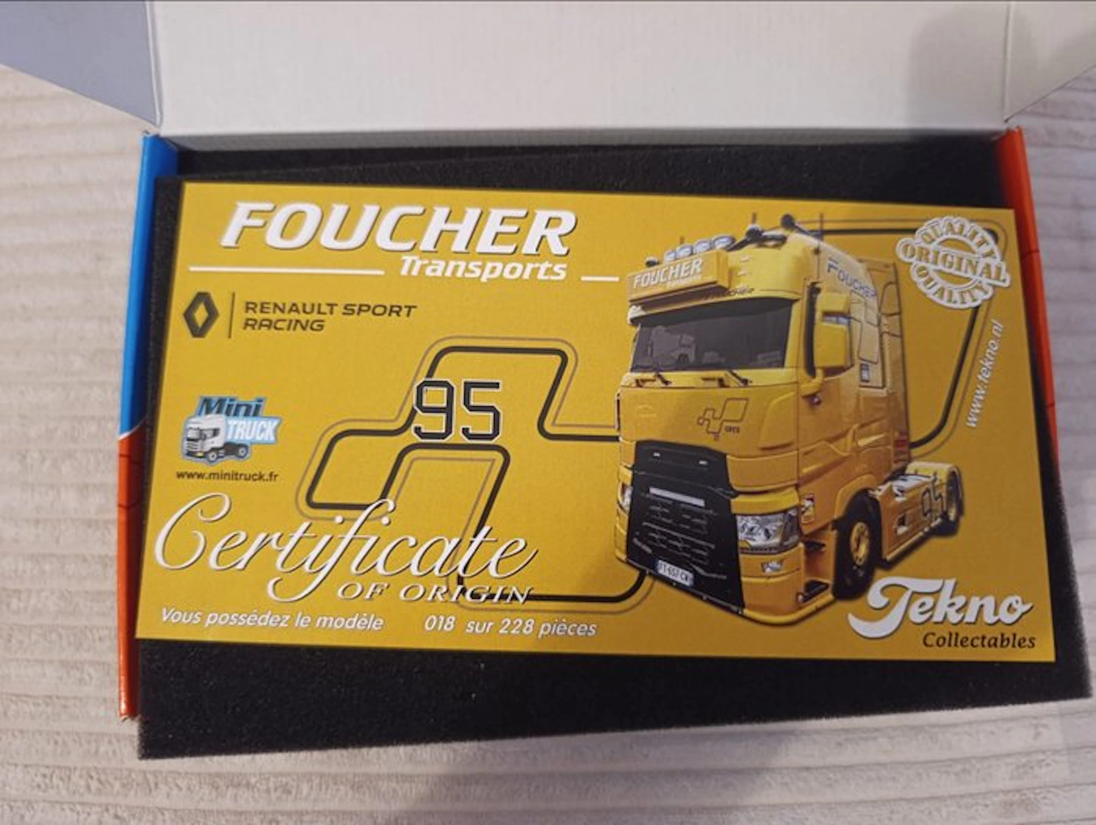 Tekno 1:50 - Model truck - Renault T High Foucher...