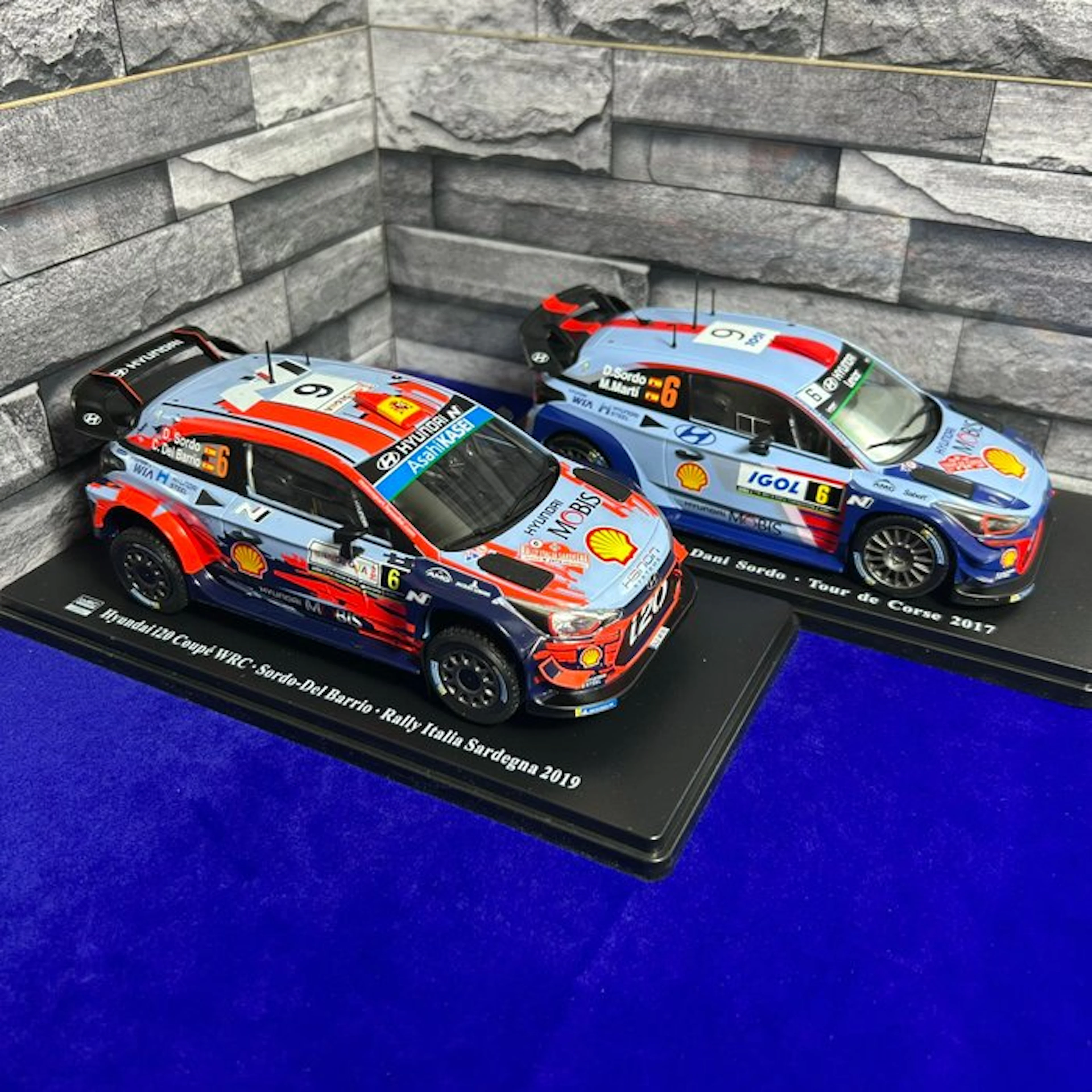 IXO 1:24 - Model race car (2) - Lotto 2 Modelli WRC 1:24...