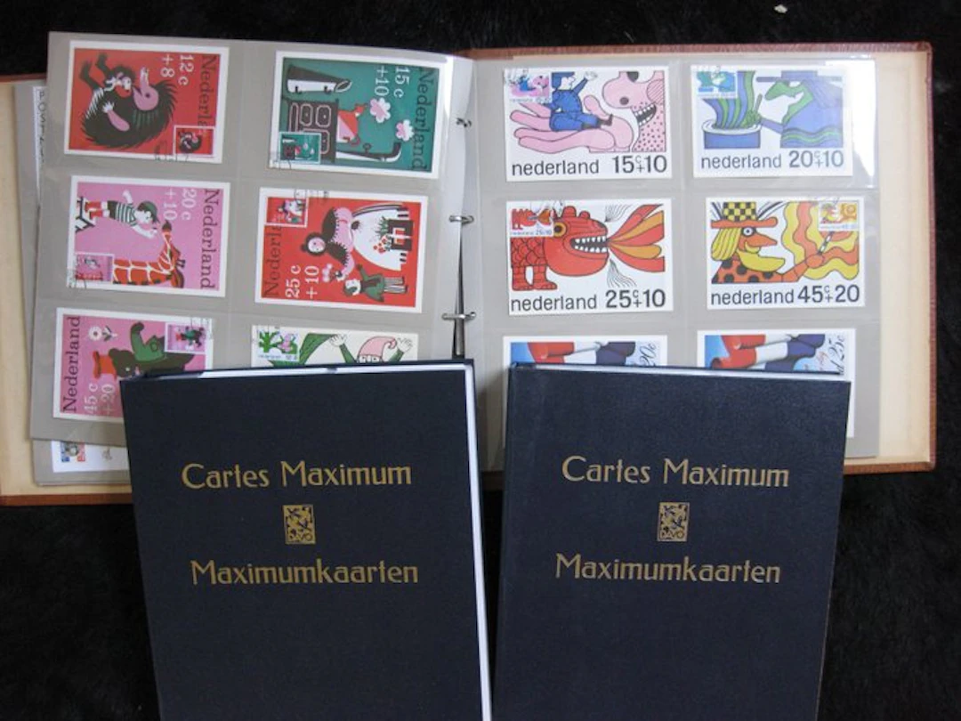 Netherlands 1967/1998 - 625 Maximum Cards in 3 Albums