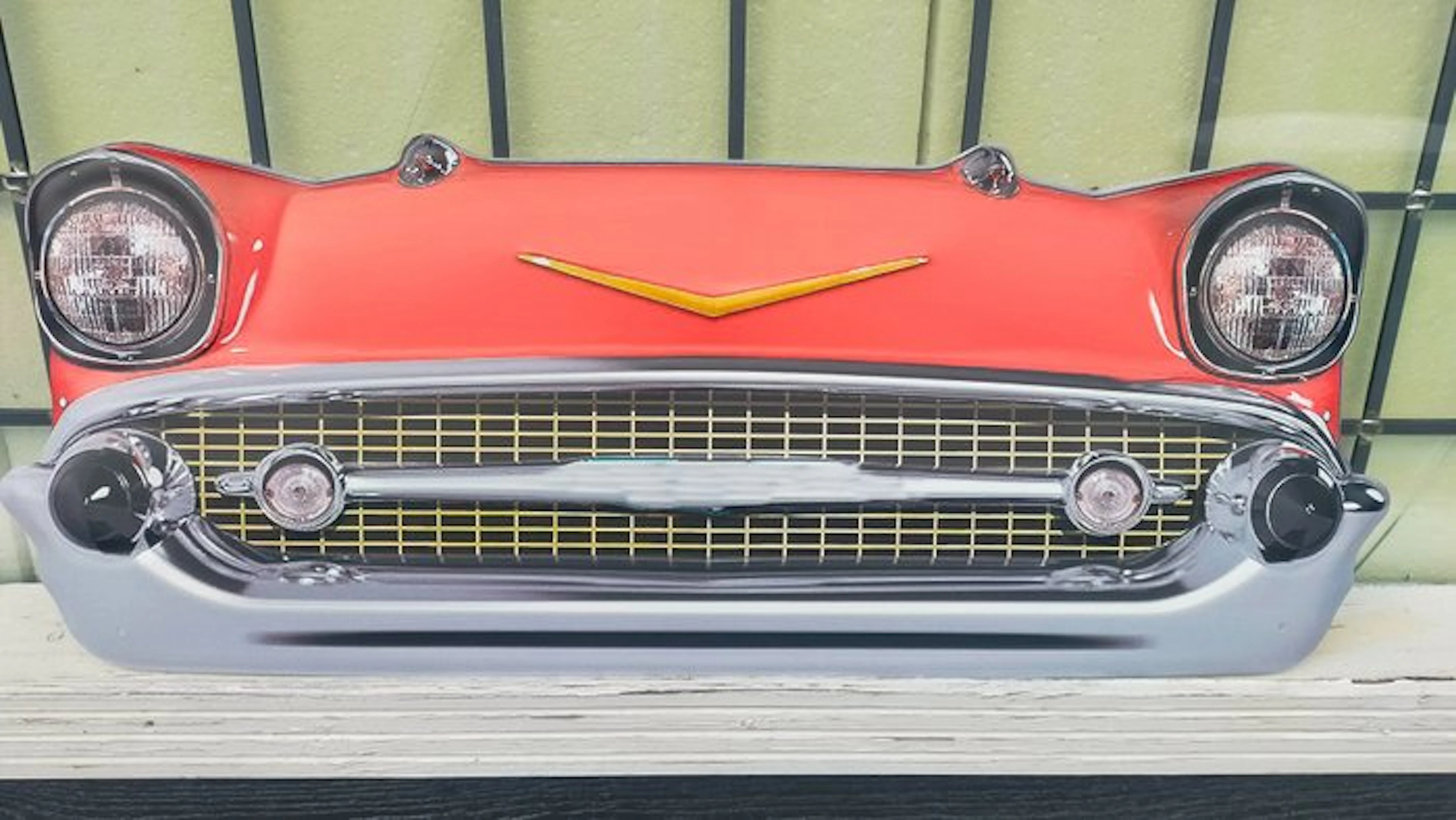 Wall decoration - voorfront cadillac
