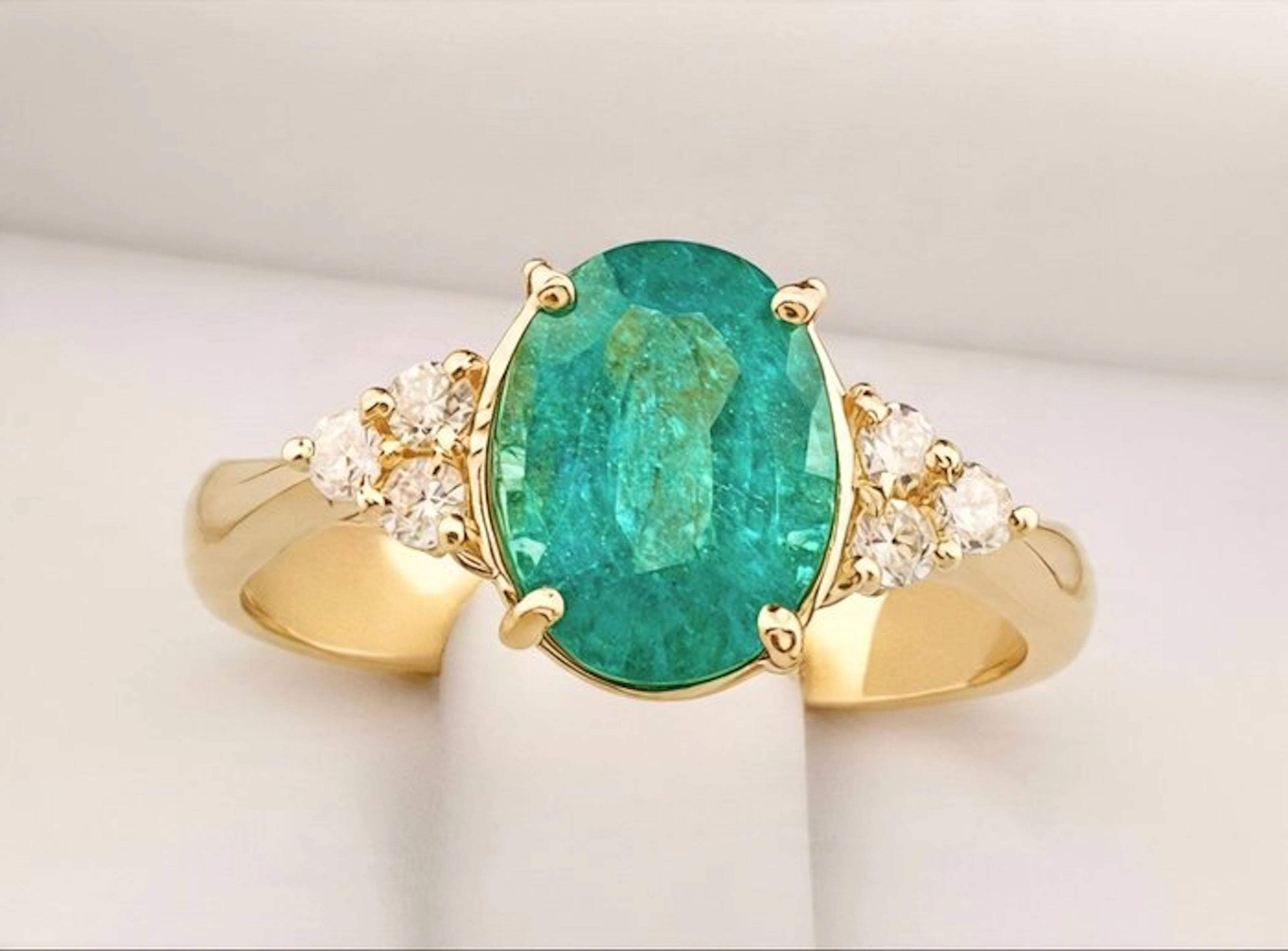 Ring - 14 kt. Yellow gold Emerald - Diamond