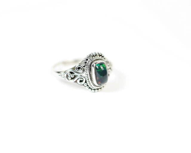 Black Chalama Opal Ring / Cabochon / new- 3.5 g - (1)