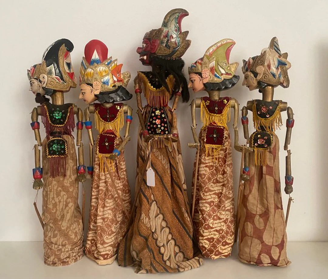 Wayang golek (5) Java - Wood